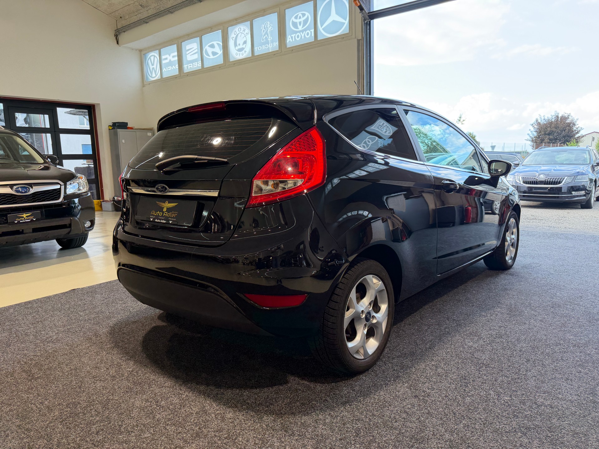 FORD Fiesta 1.4 16V Titanium-image-6