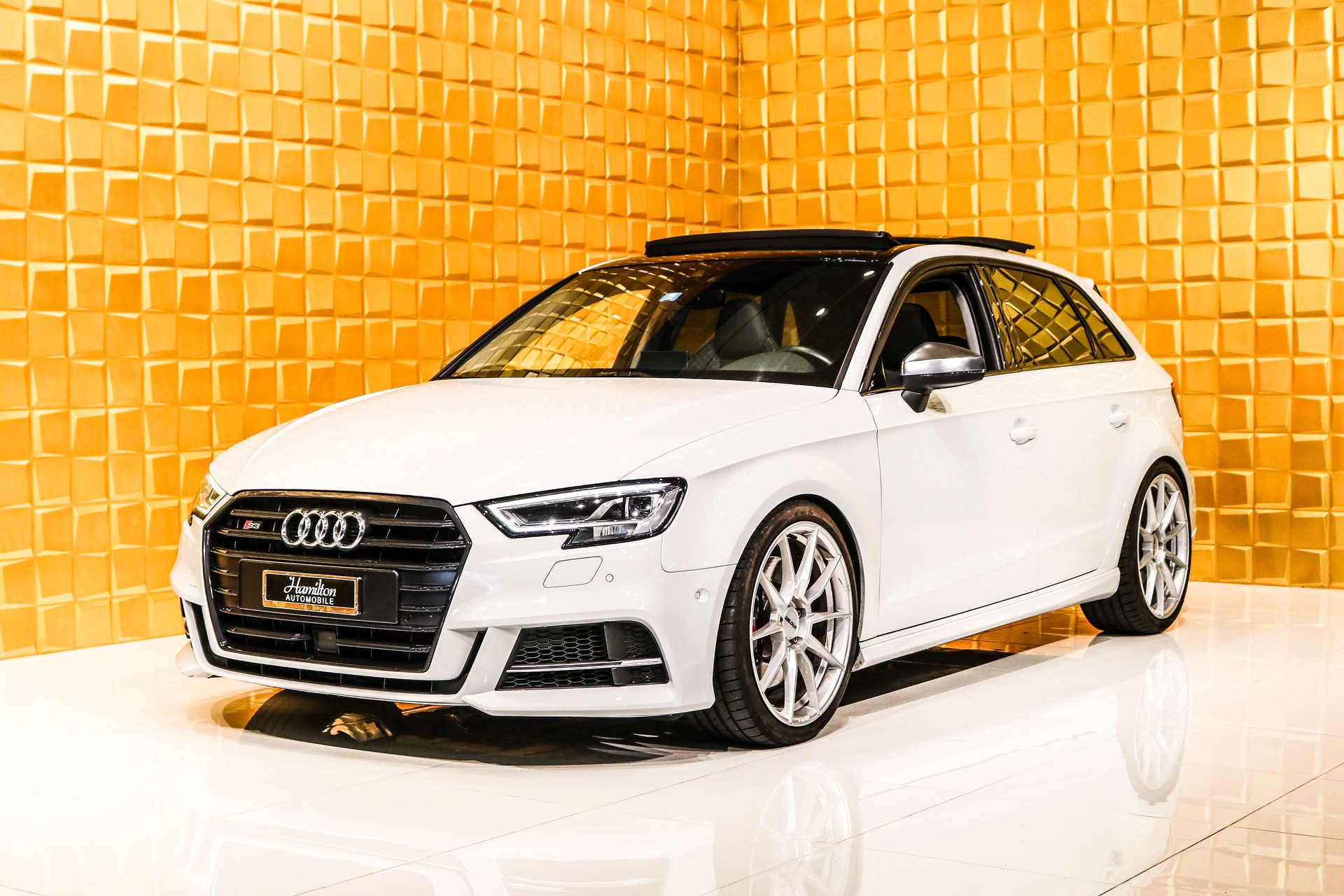 AUDI S3 Sportback 2.0 TFSI quattro S-tronic NO OPF-image-3