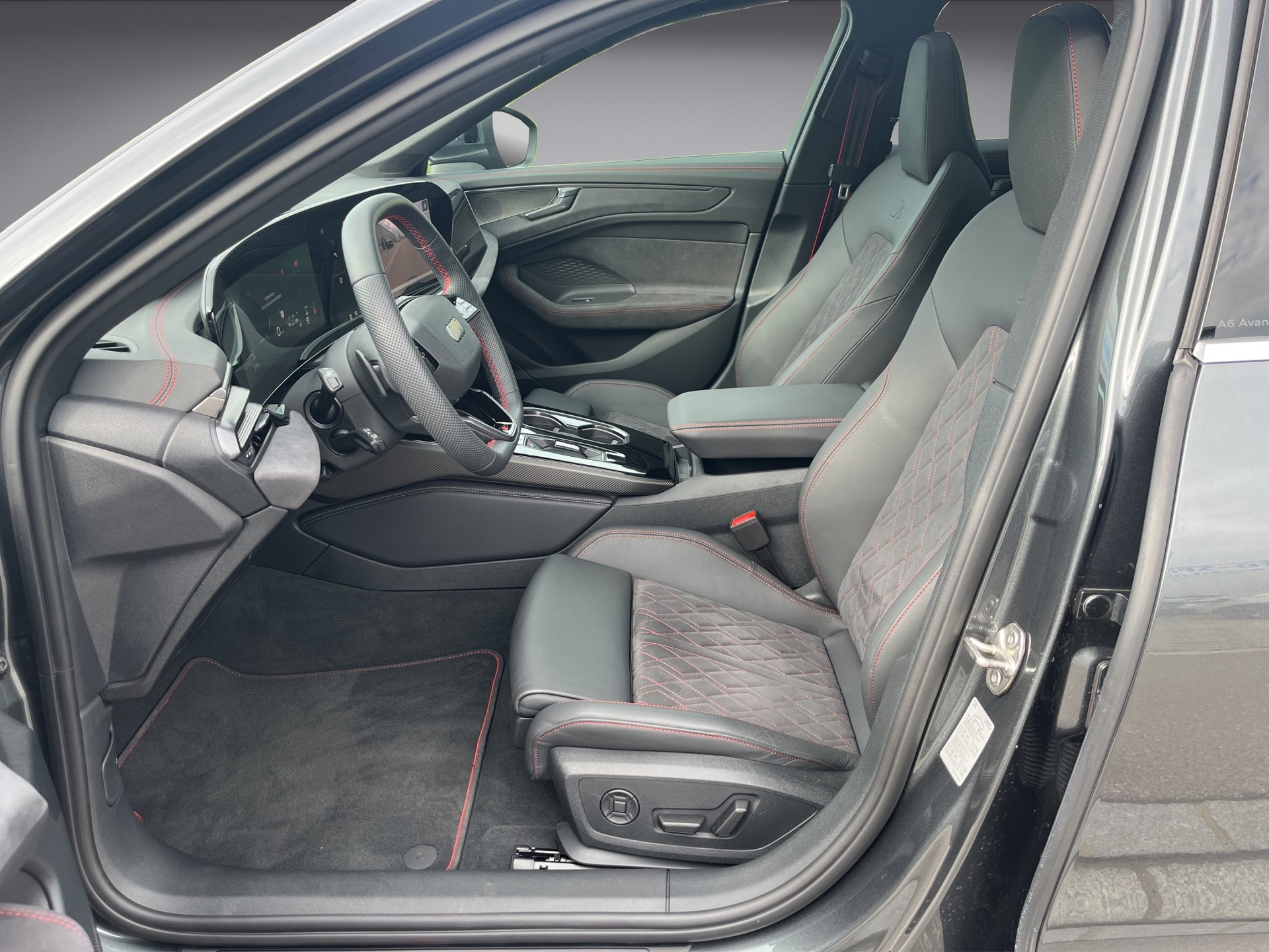 AUDI A6 Avant TFSI quattro 270 kW S tronic*Panorama-Glasdach, B&O Sound, (5-Jahre Garantie)-image-9