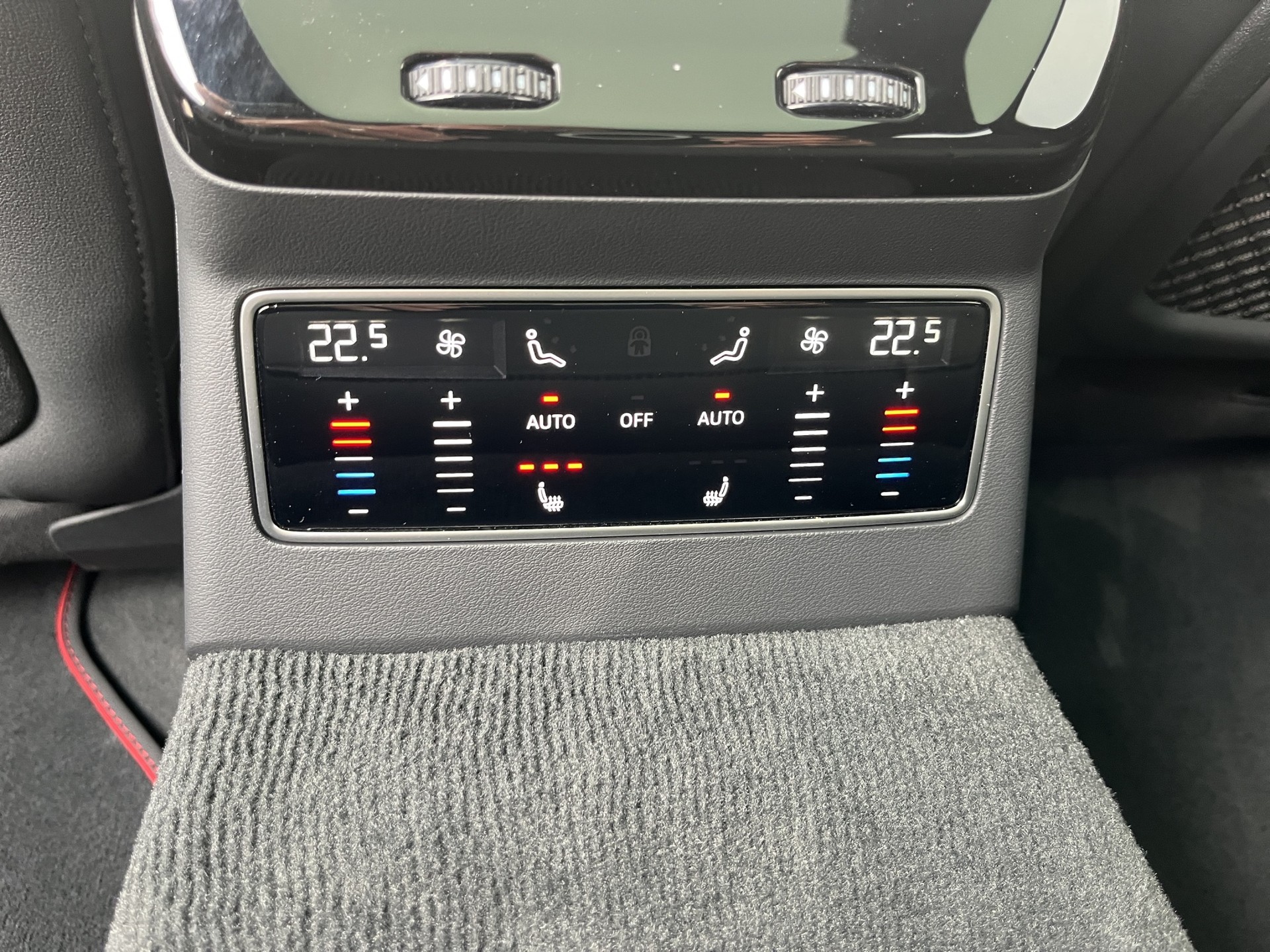AUDI A6 Avant TFSI quattro 270 kW S tronic*Panorama-Glasdach, B&O Sound, (5-Jahre Garantie)-image-21