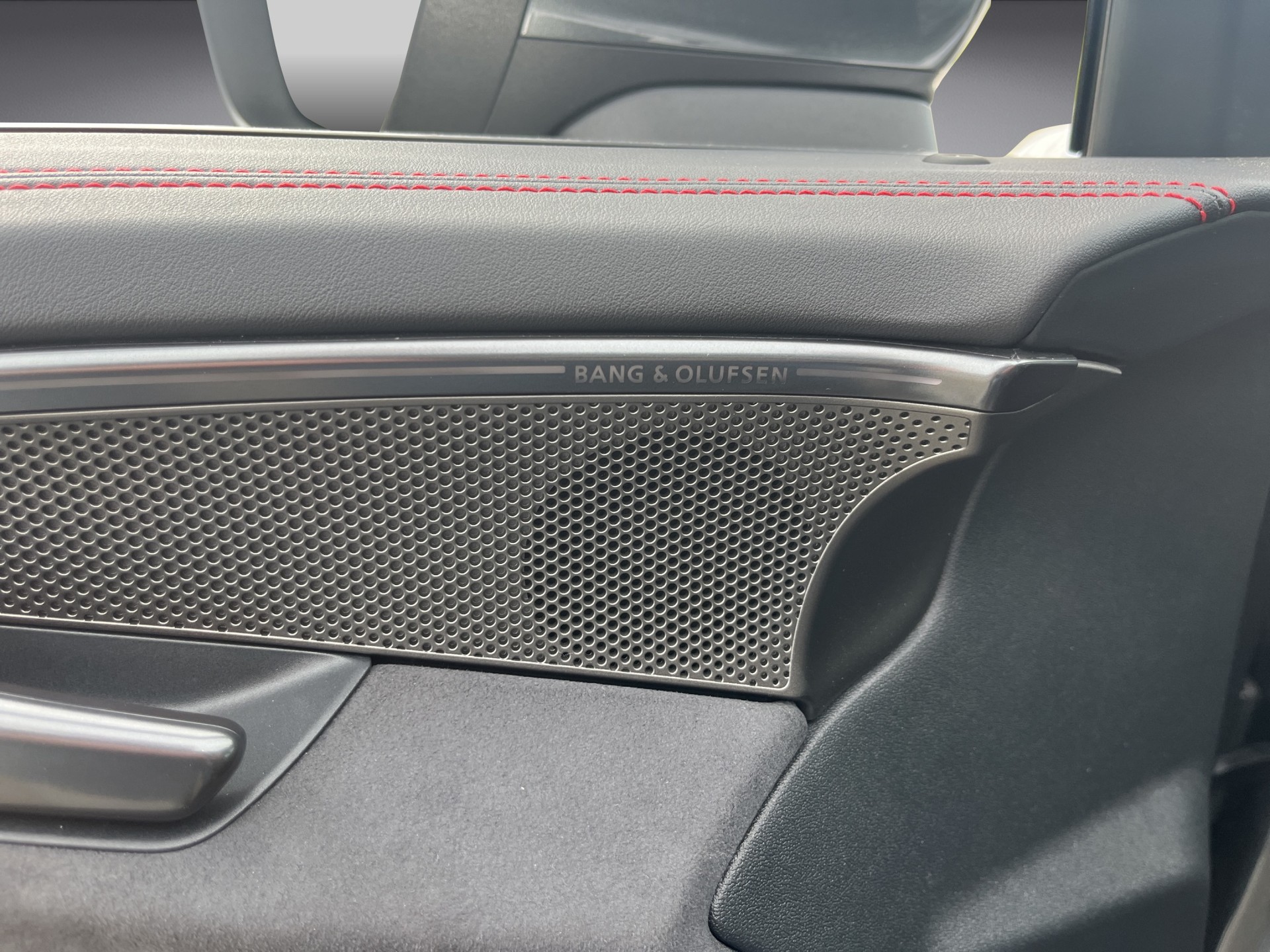 AUDI A6 Avant TFSI quattro 270 kW S tronic*Panorama-Glasdach, B&O Sound, (5-Jahre Garantie)-image-14