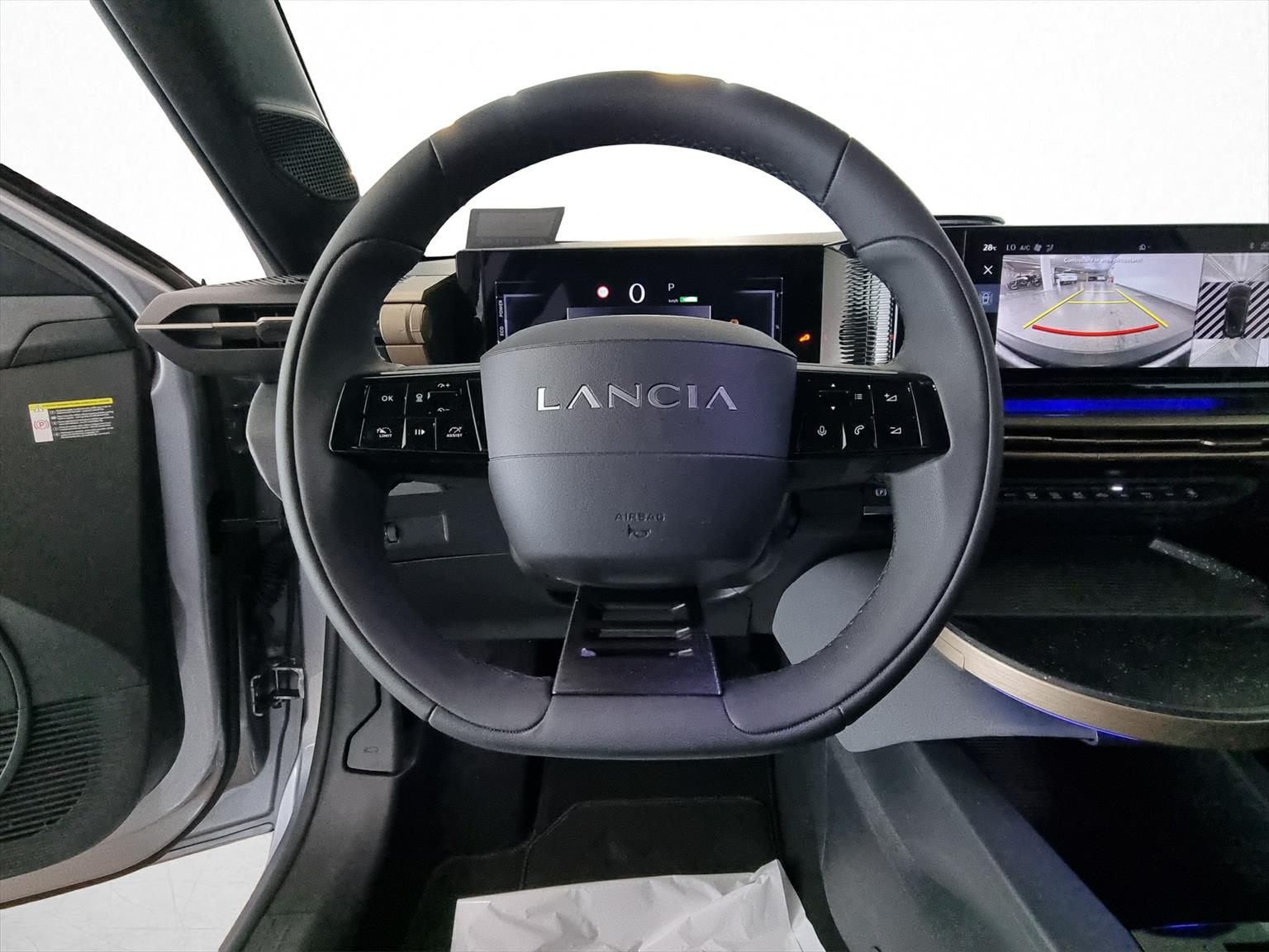 LANCIA Ypsilon Elektro 156 LX-image-8