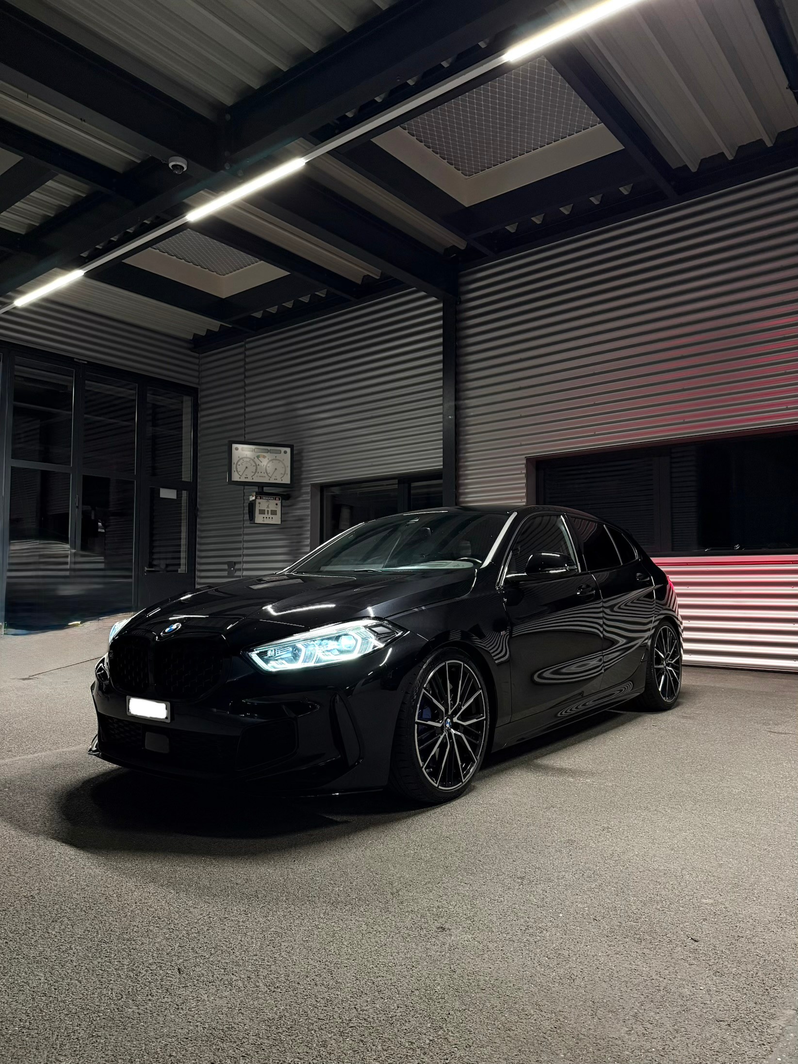 BMW M135i xDrive M Performance-image-1