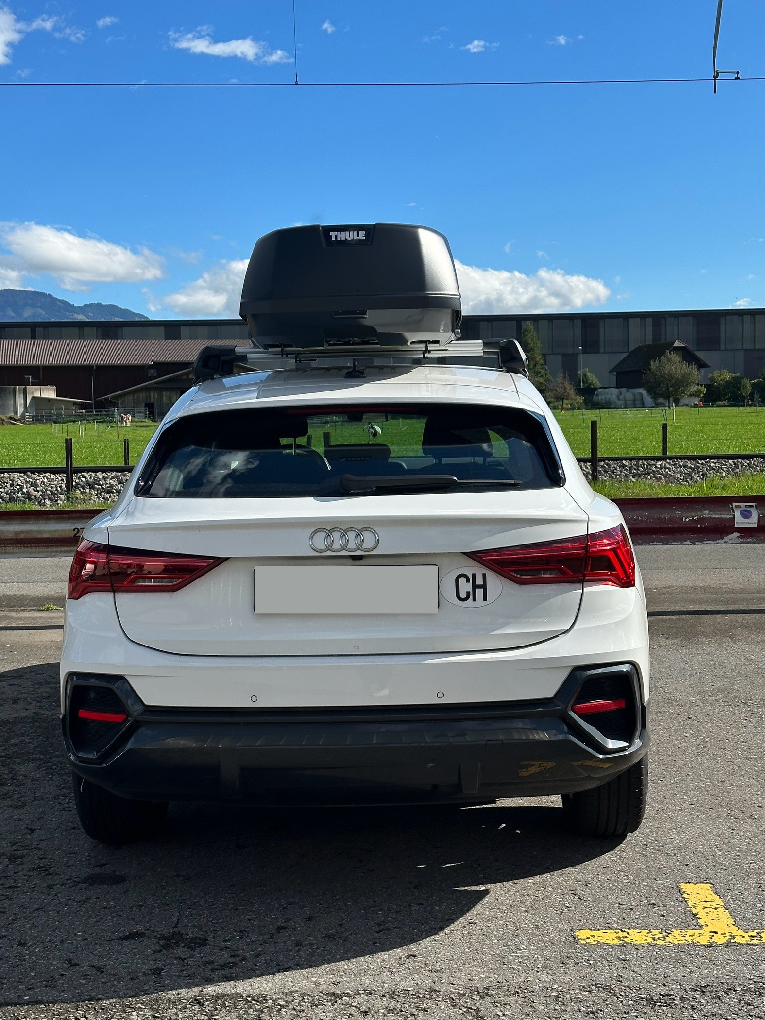 AUDI 1.5 35 TFSI Attraction S-Tronic-image-1