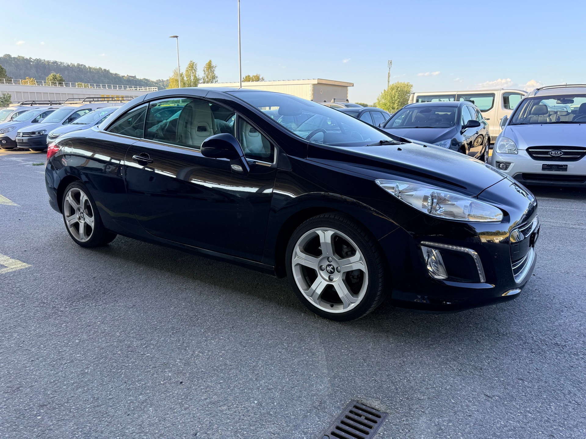 PEUGEOT 308 CC 1.6 16V Turbo R.Garros Automatic-image-2
