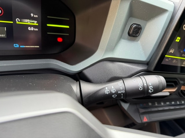 DACIA Duster HEV 155 Extreme-image-22