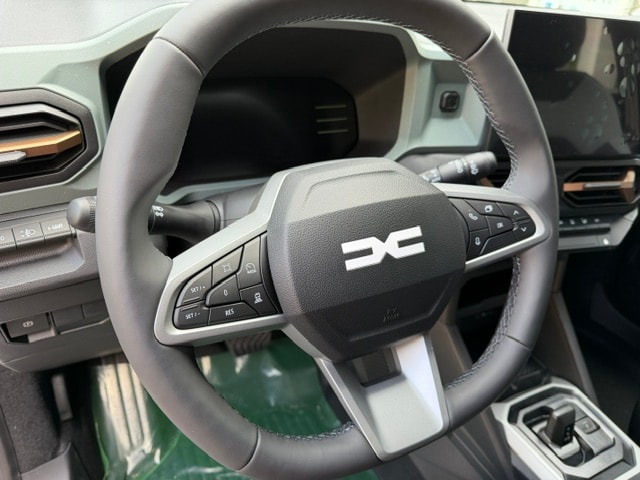DACIA Duster HEV 155 Extreme-image-17