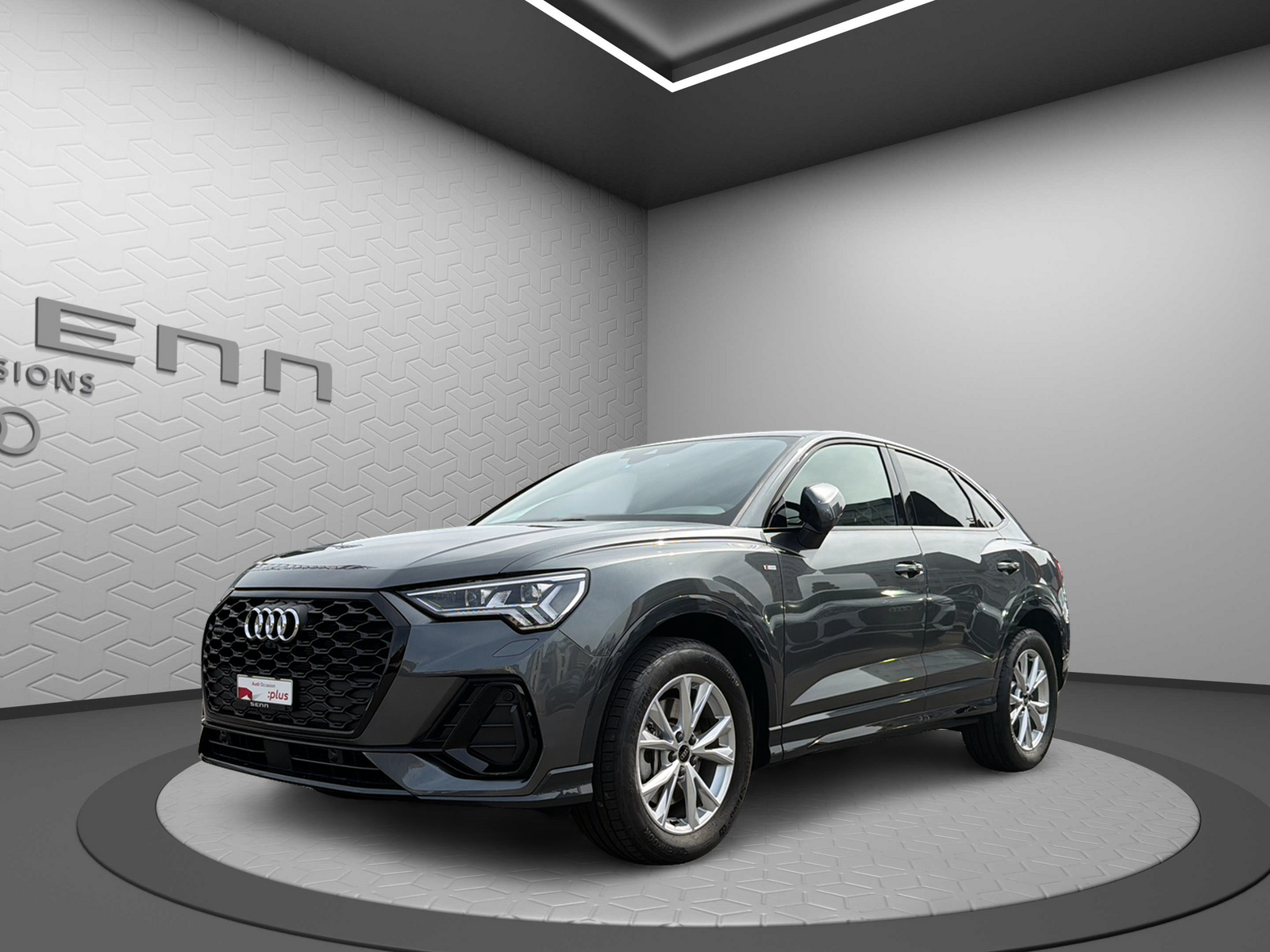 AUDI Q3 Sportback 40 TFSI S line quattro S-tronic-image-0