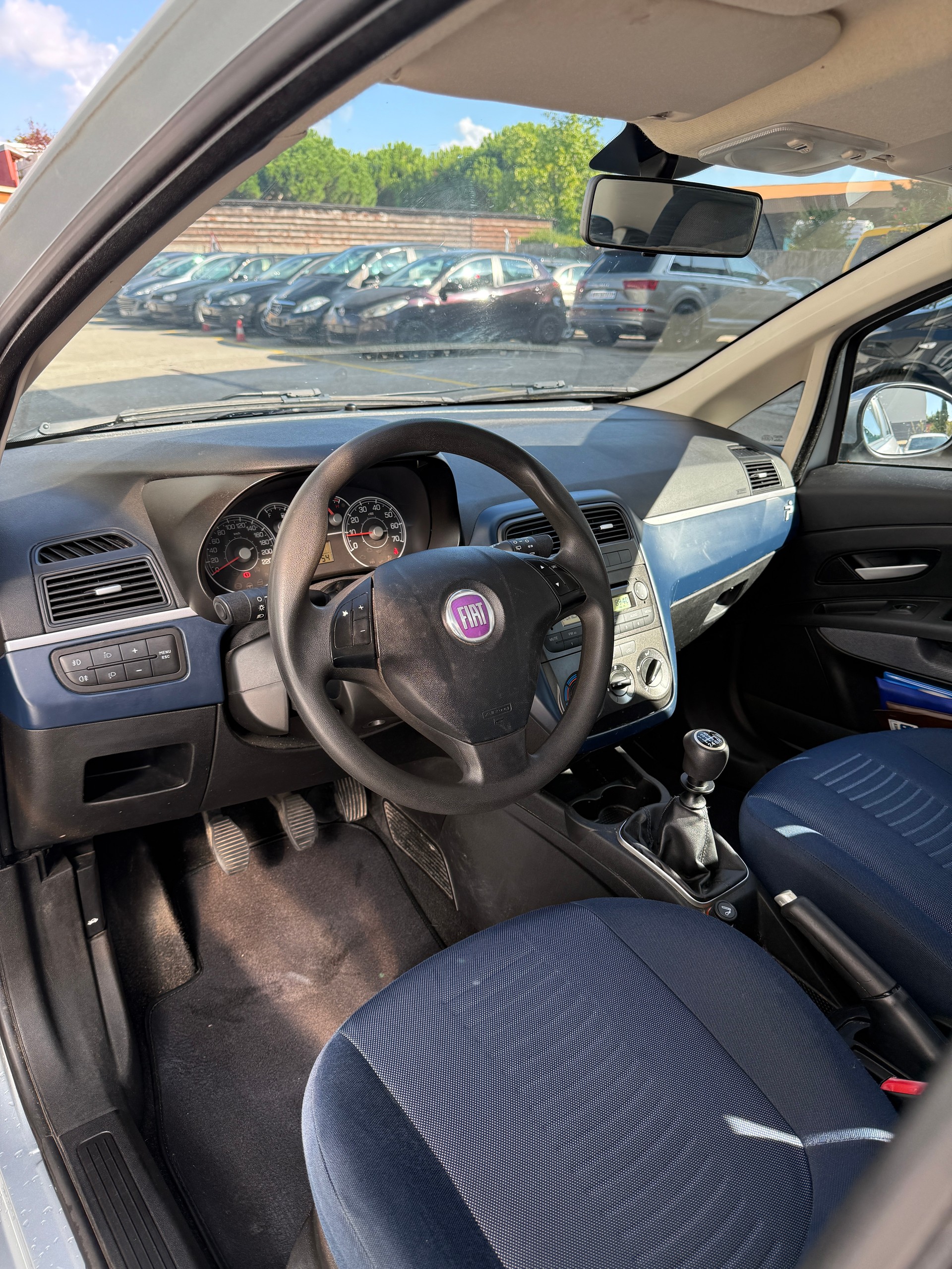 FIAT Punto 1.4 16V Emotion-image-7