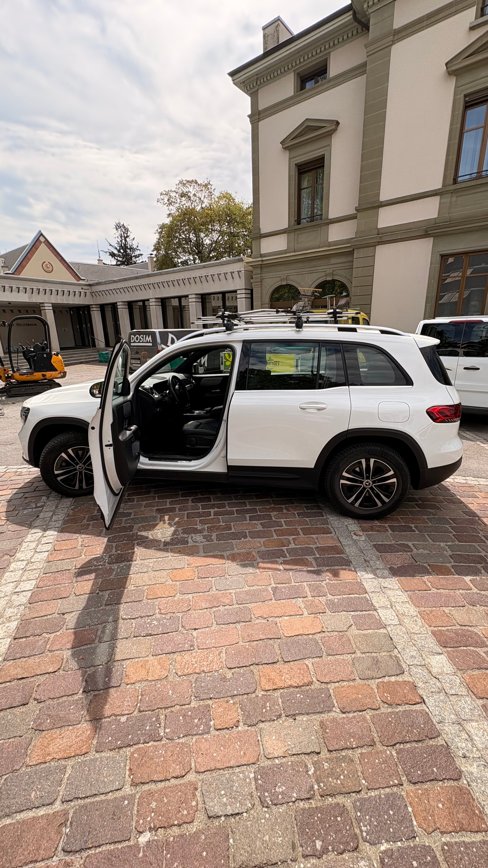 MERCEDES-BENZ GLB 180 d Style-image-2