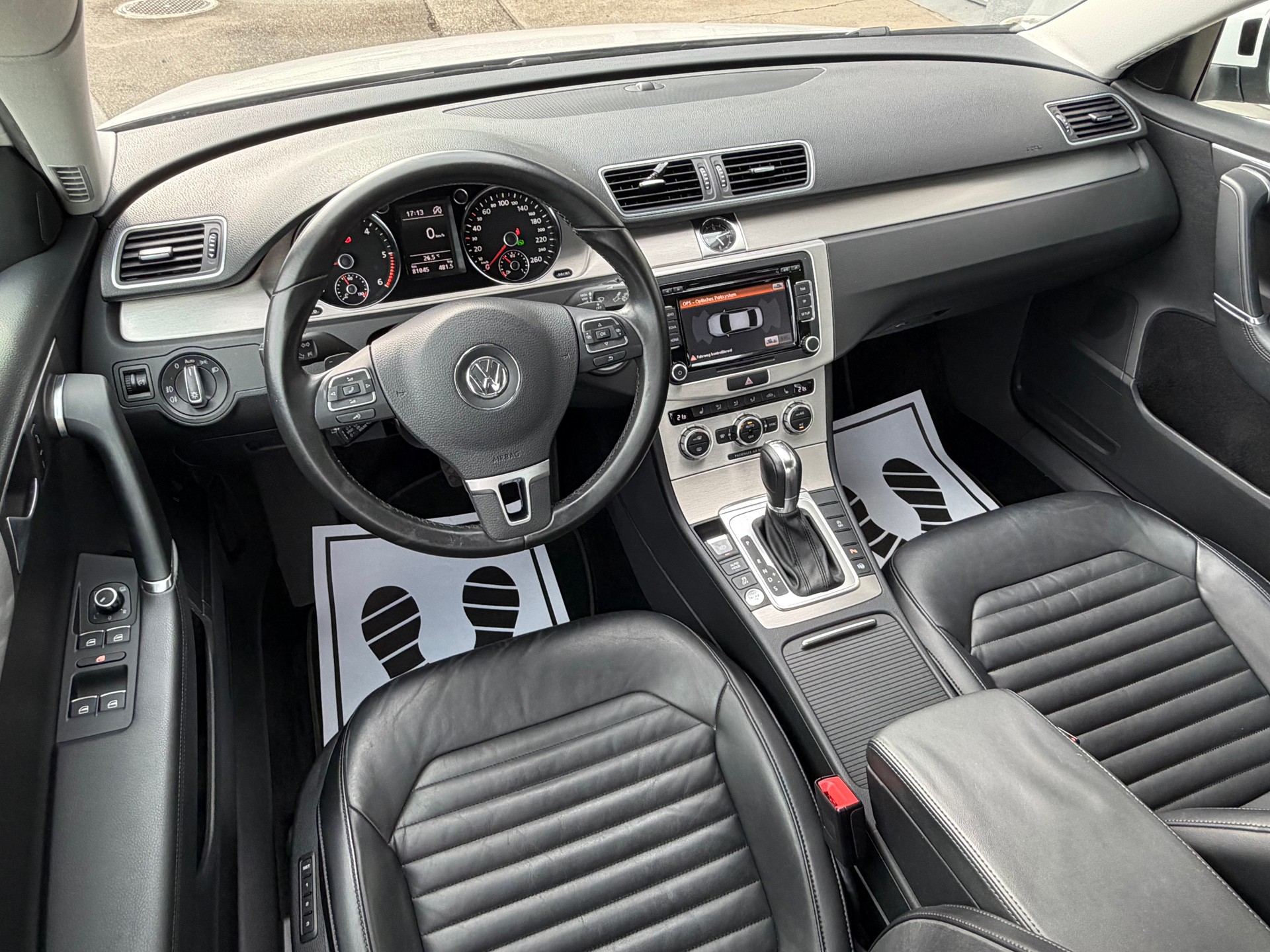 VW Passat 2.0 TDI BlueMotion Technology Highline DSG-image-9