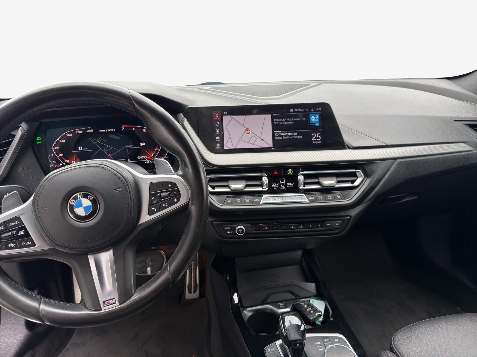 BMW M135i xDrive Steptronic-image-8