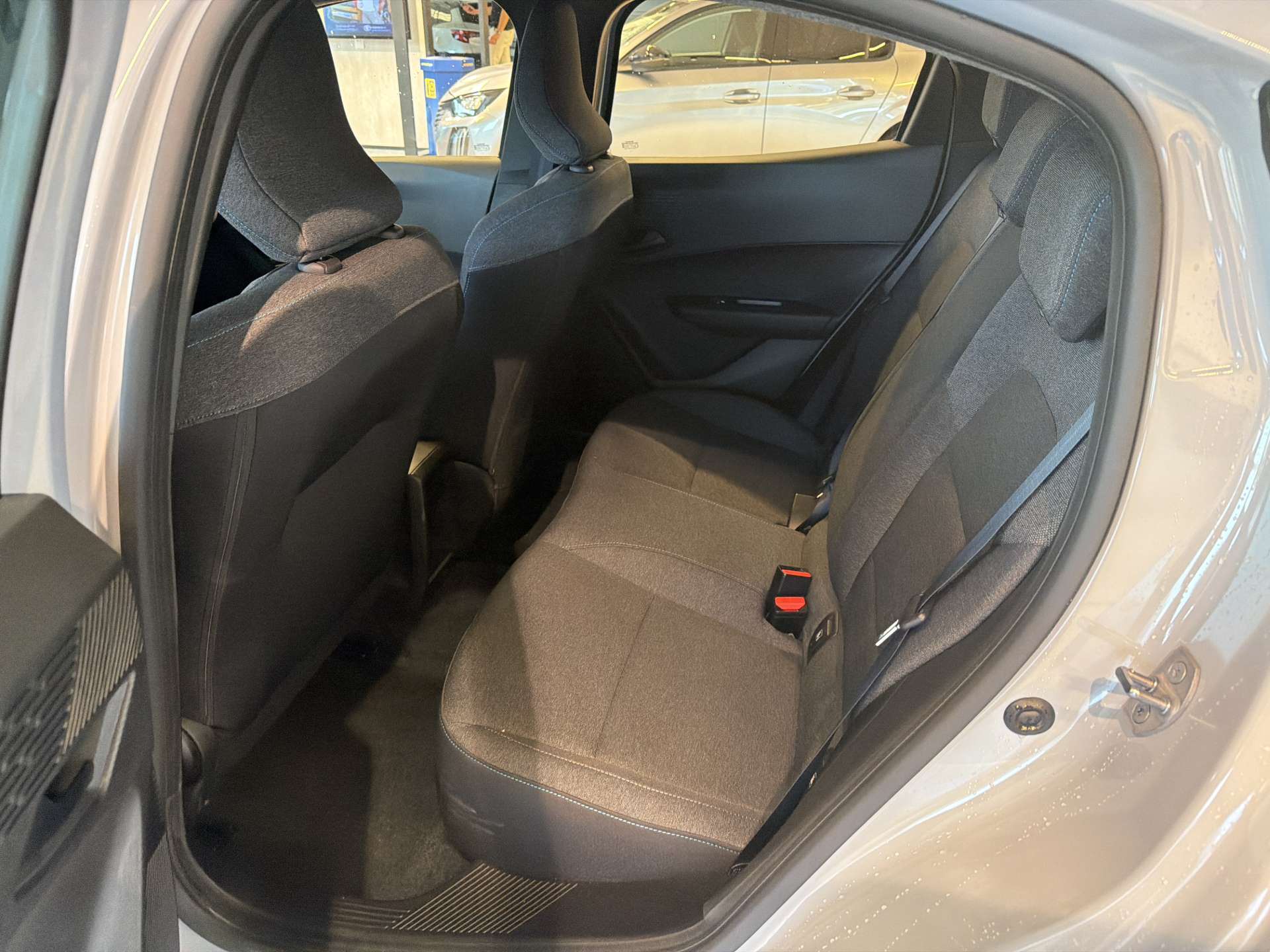 RENAULT Clio 1.2 TCe Evolution NEUES MODELL EDC-Automat-image-6