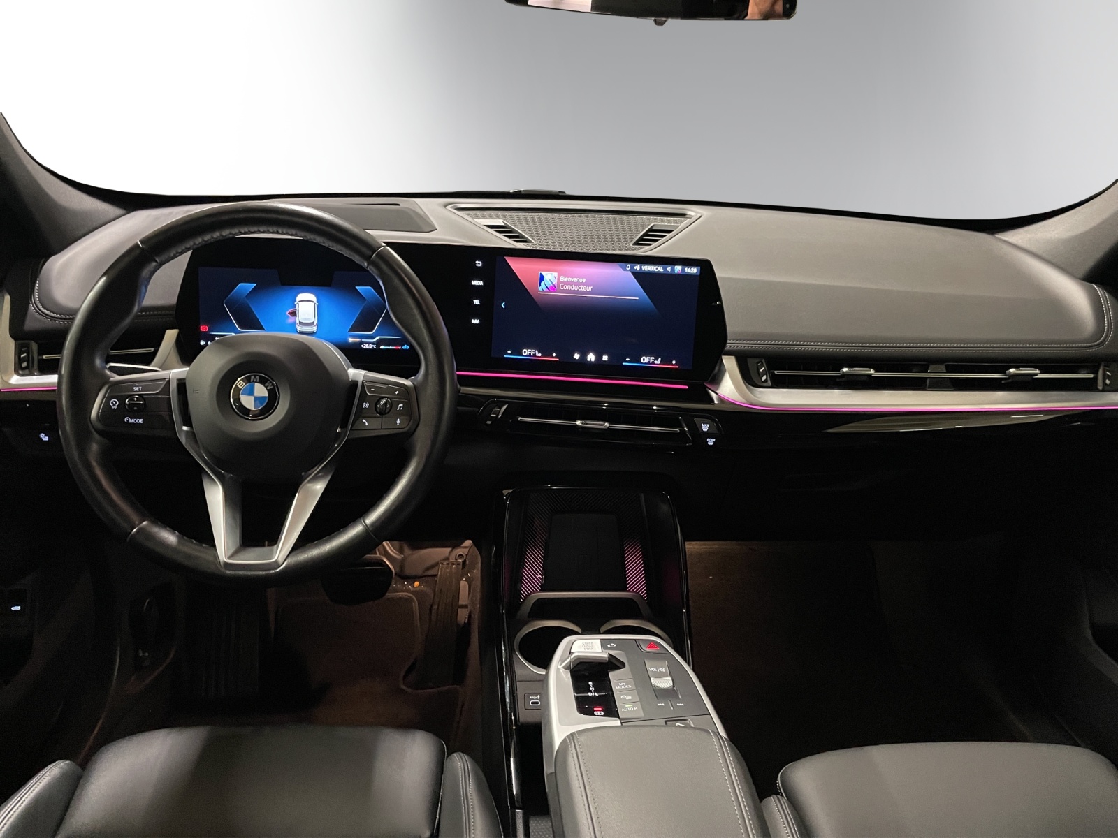 BMW X1 xDrive 20d 48V-image-10