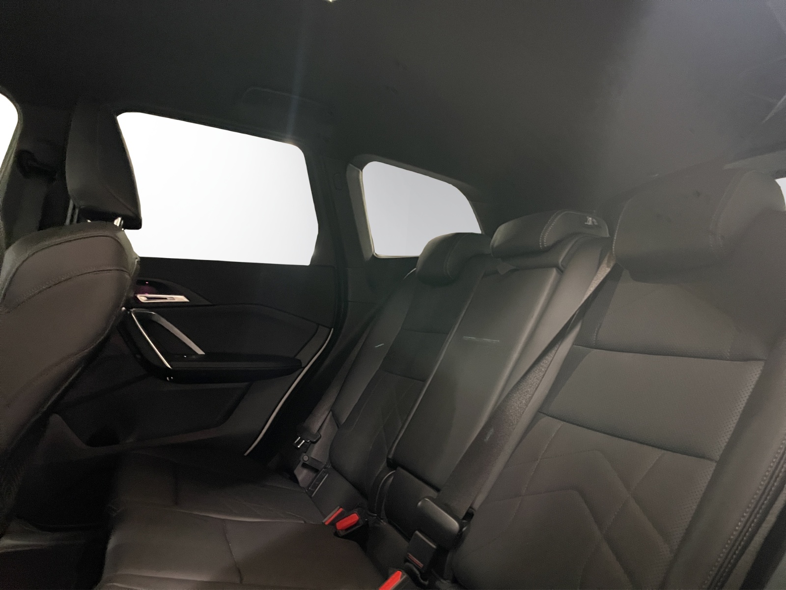 BMW X1 xDrive 20d 48V-image-9