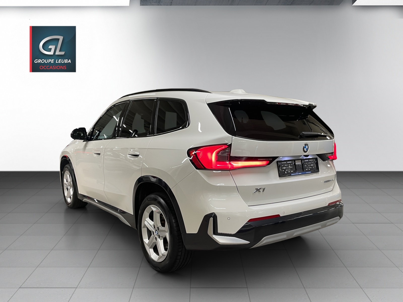 BMW X1 xDrive 20d 48V-image-3