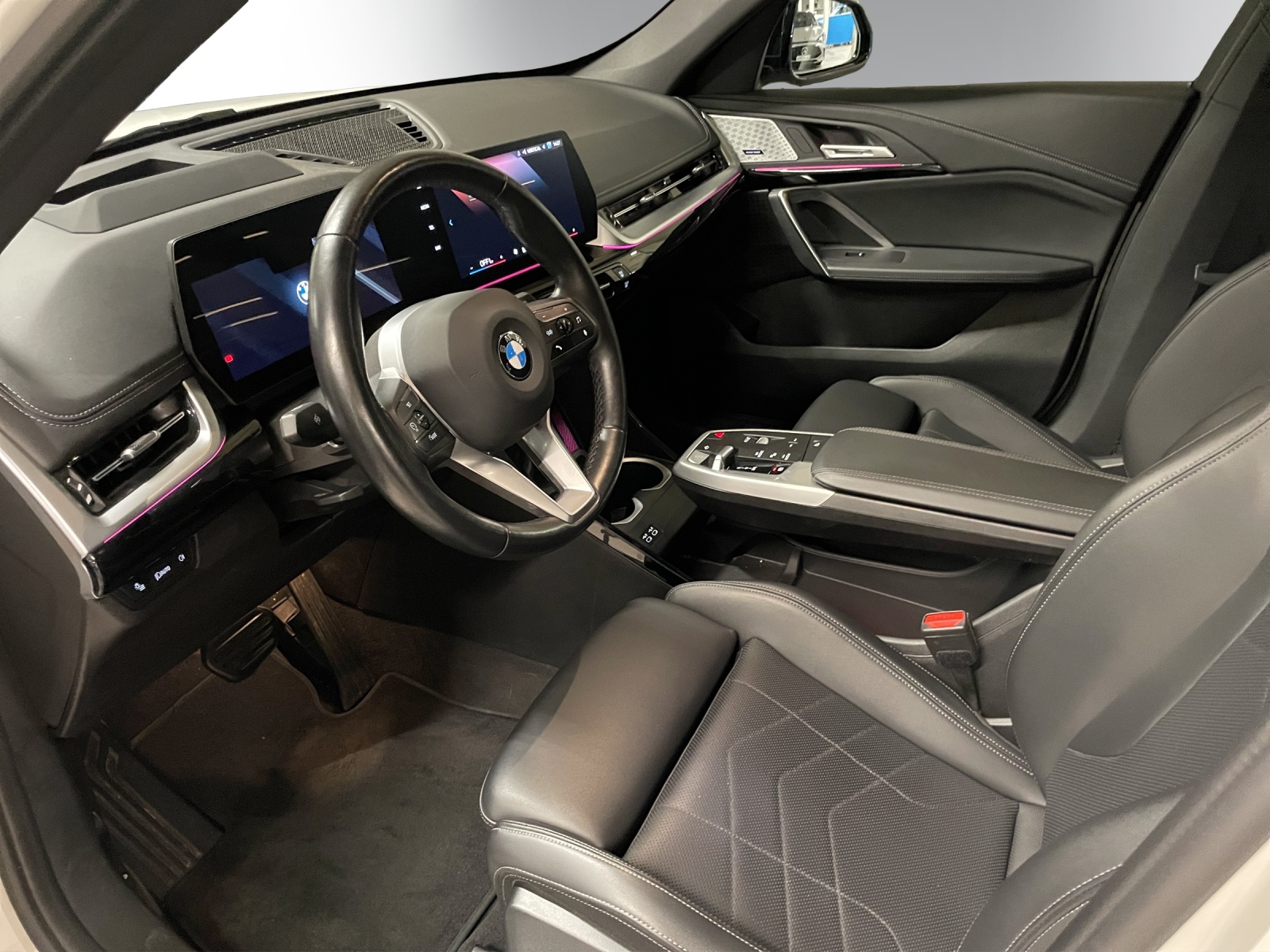 BMW X1 xDrive 20d 48V-image-8