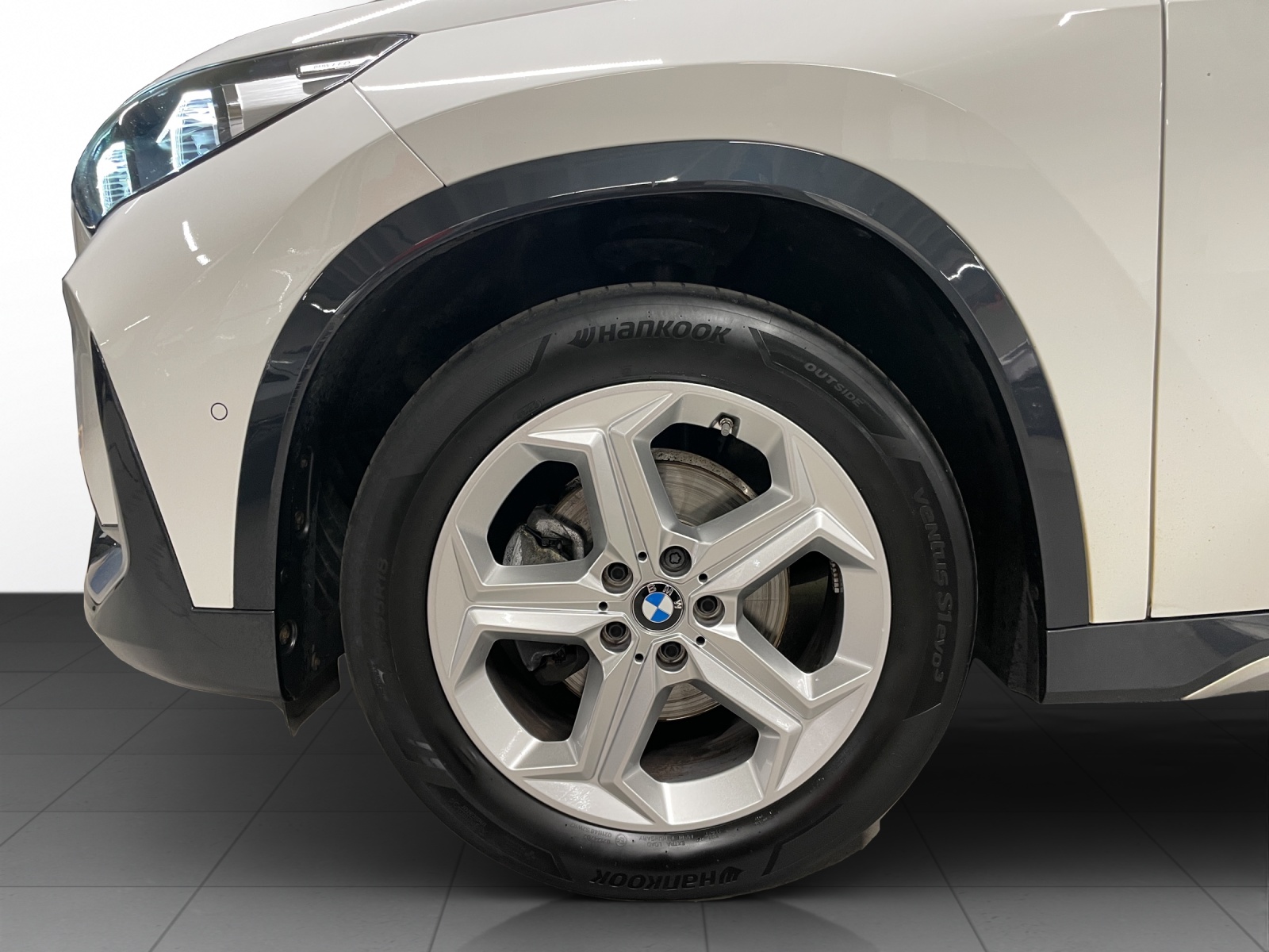 BMW X1 xDrive 20d 48V-image-6