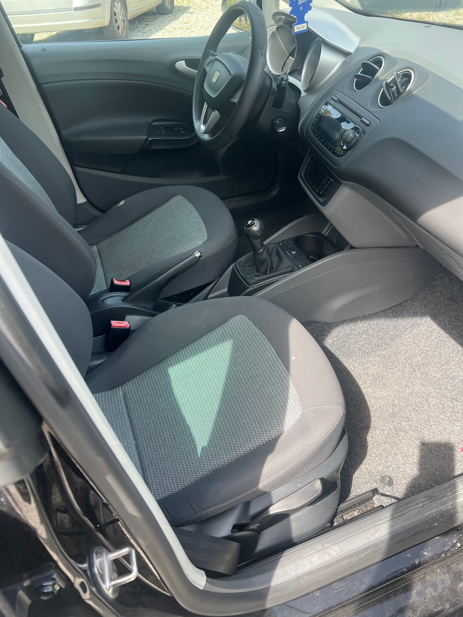 SEAT Ibiza 1.4 Reference-image-7