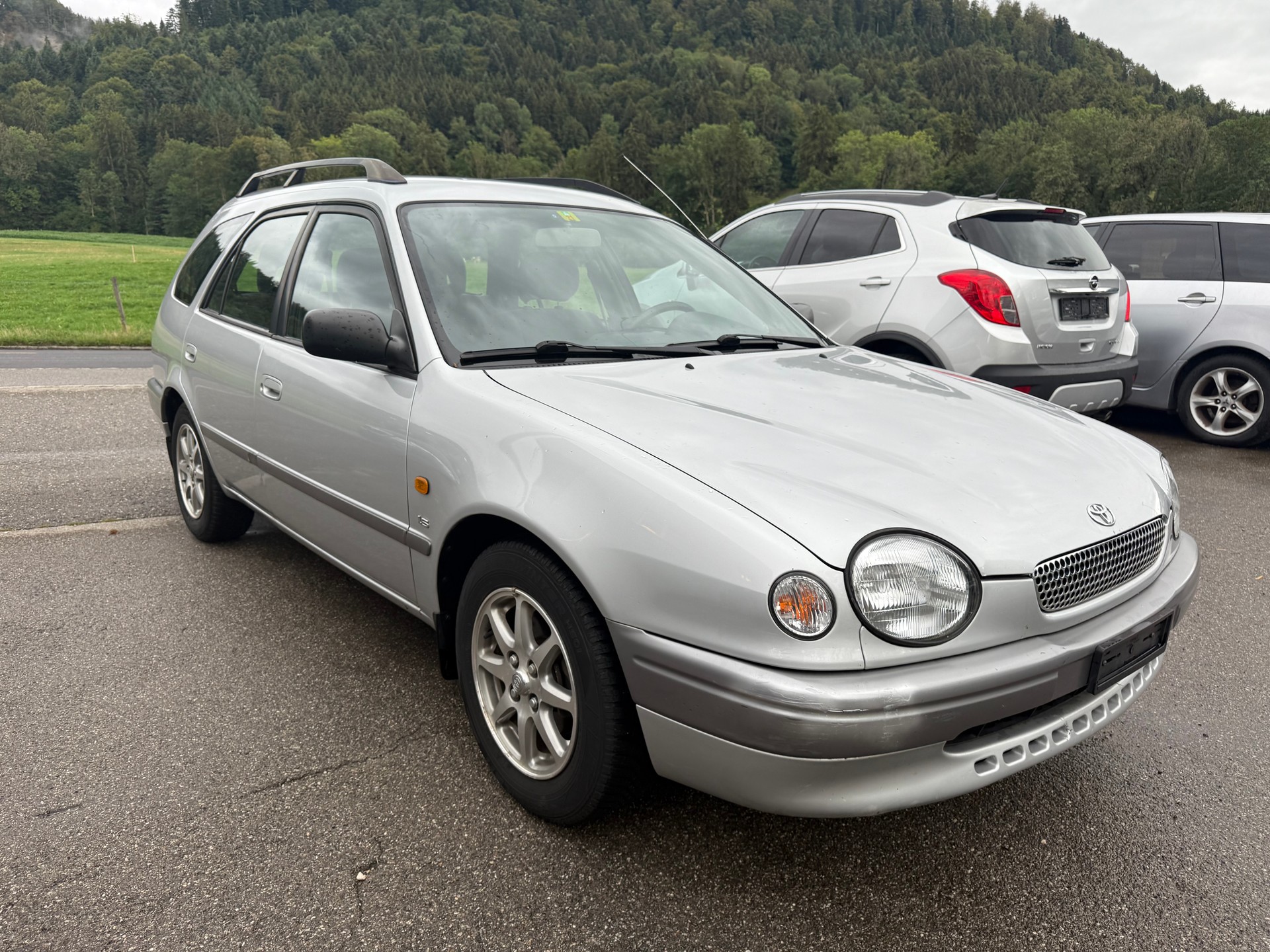 TOYOTA Corolla Sportswagon 1.6 Linea Terra-image-2