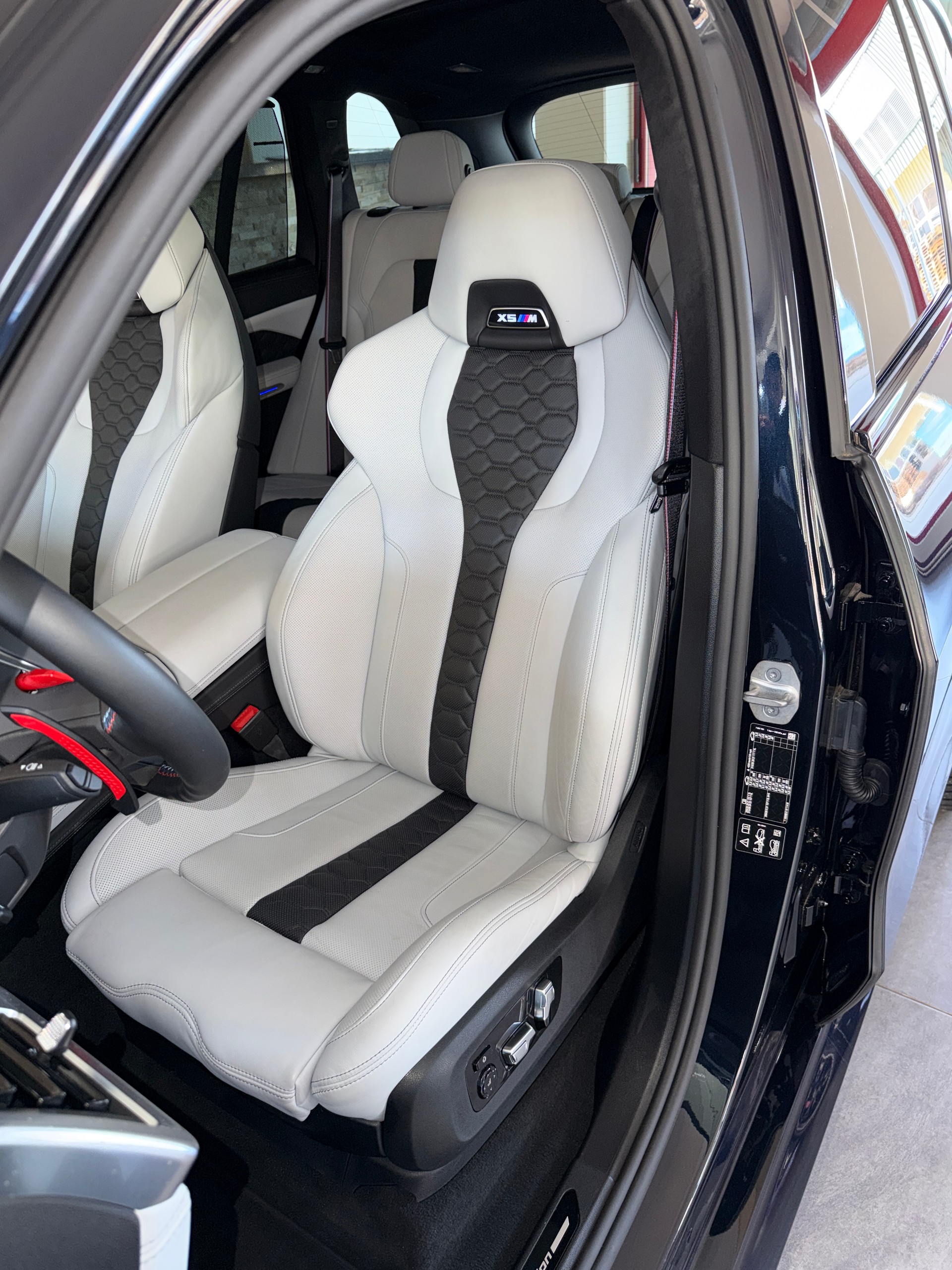 BMW X5M Competition-image-11