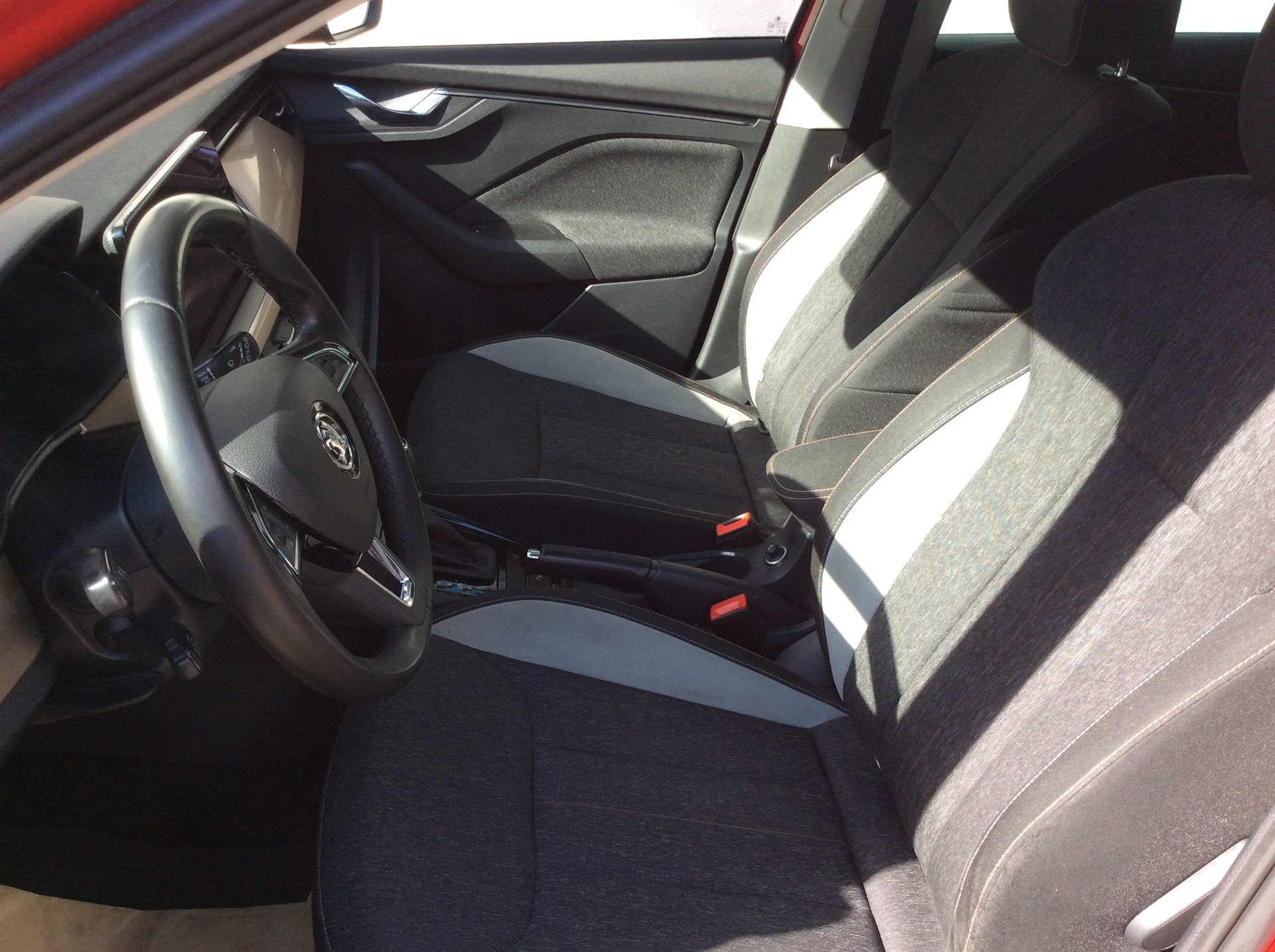 SKODA Kamiq 1.0 TSI Style DSG-image-3