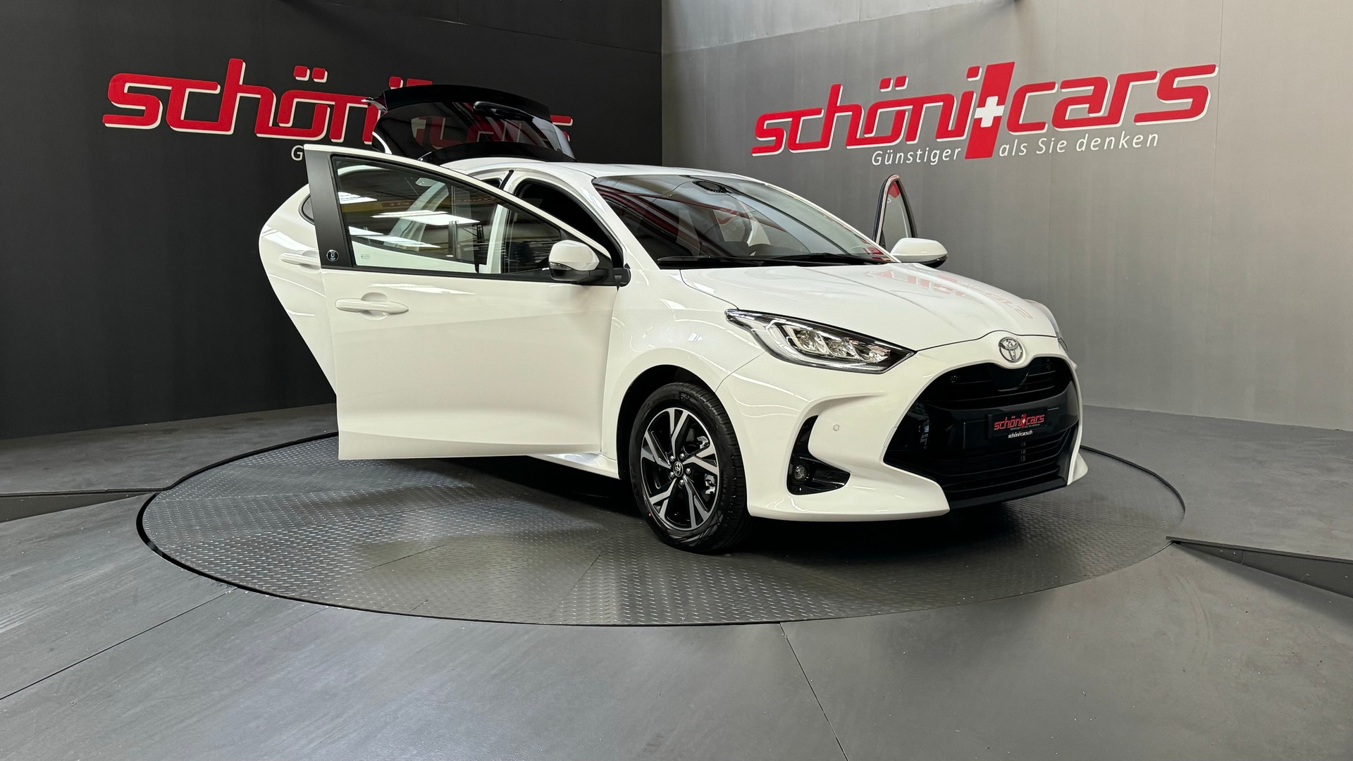 TOYOTA Yaris 1.5 Trend e-CVT-image-9