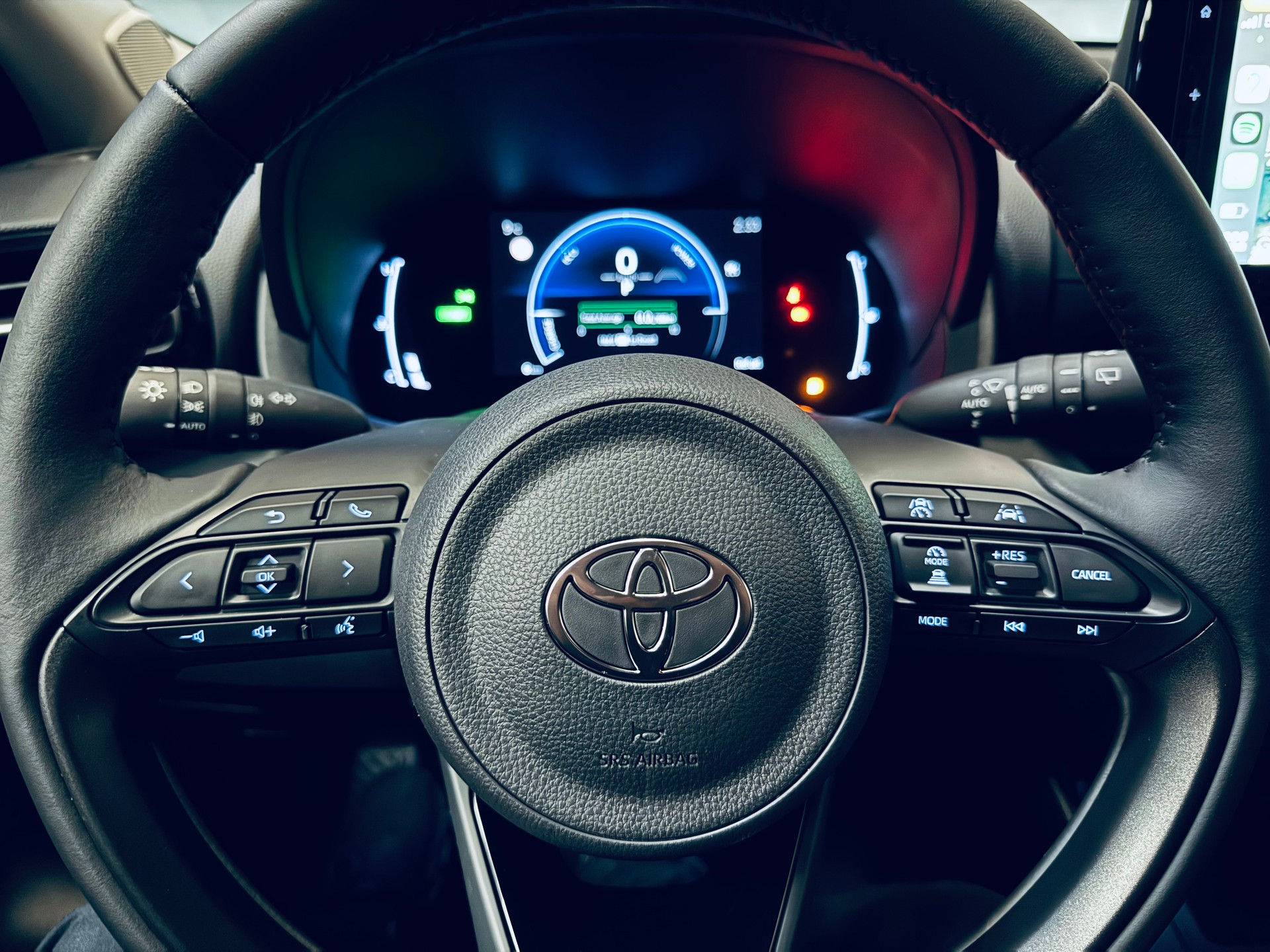 TOYOTA Yaris 1.5 Trend e-CVT-image-20
