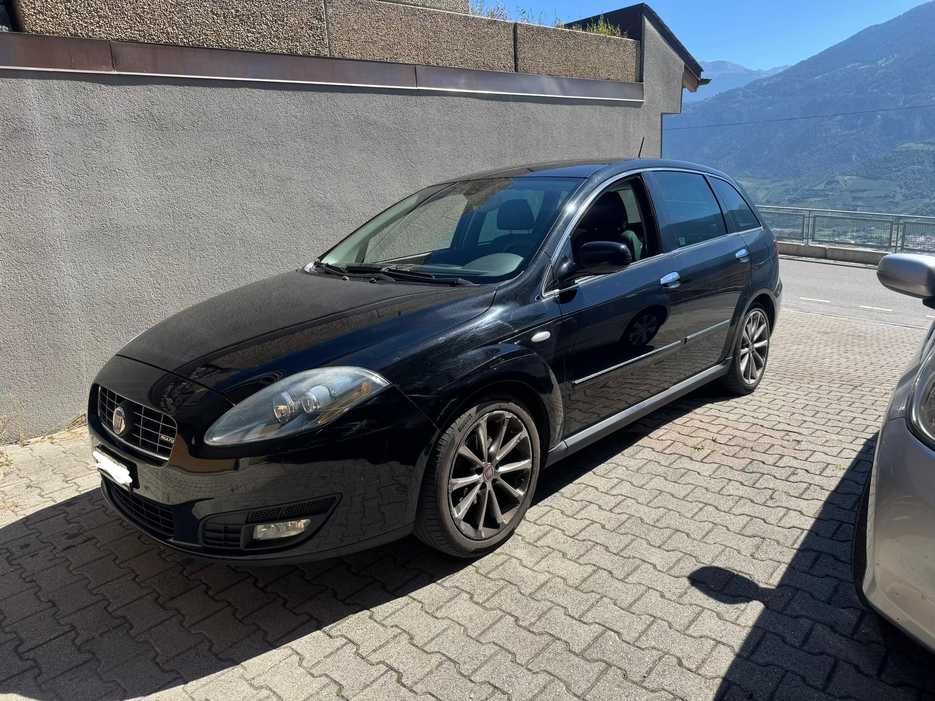 FIAT Croma 1.9 16V JTD Dynamic Automatic