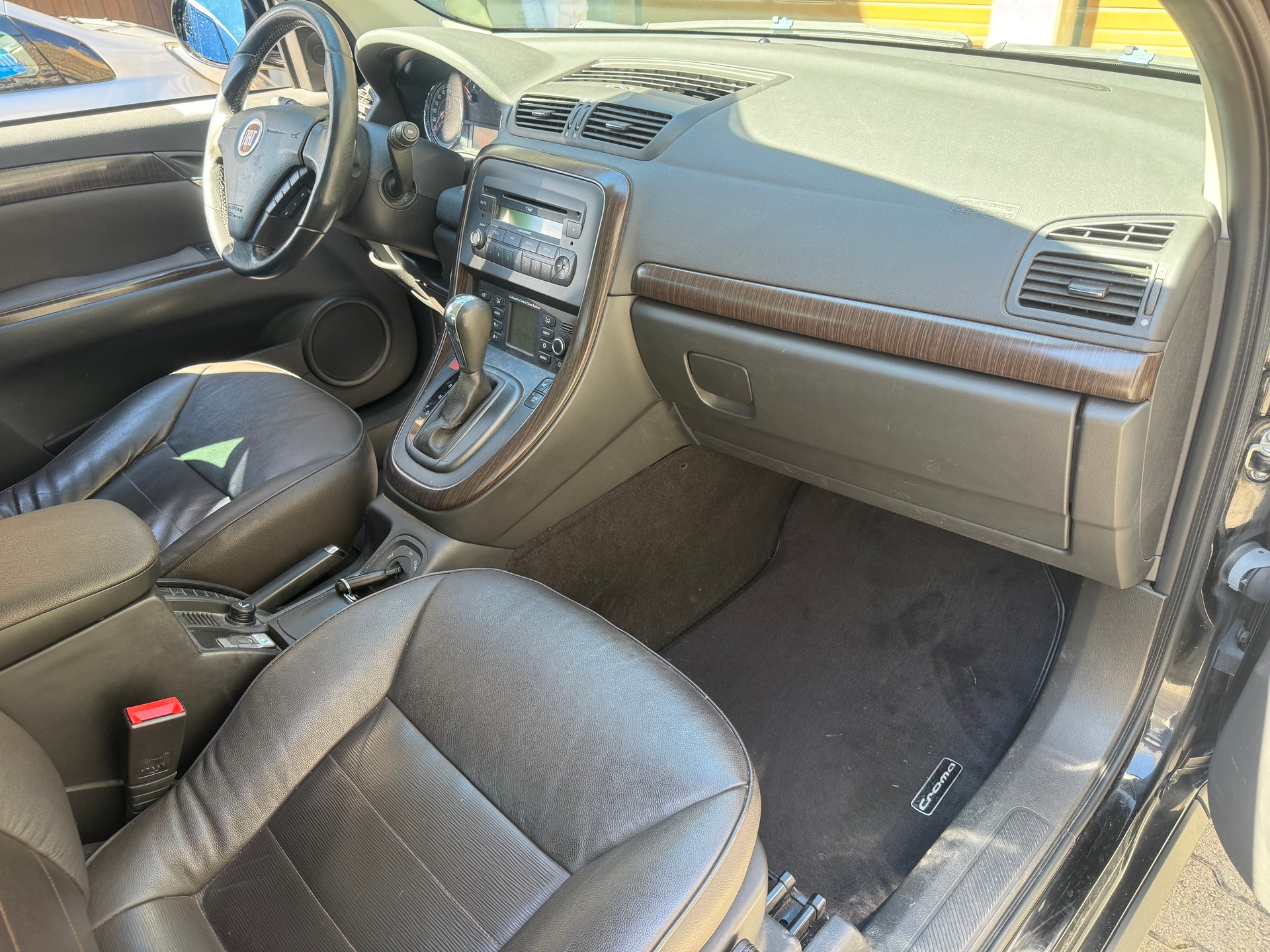 FIAT Croma 1.9 16V JTD Dynamic Automatic-image-5