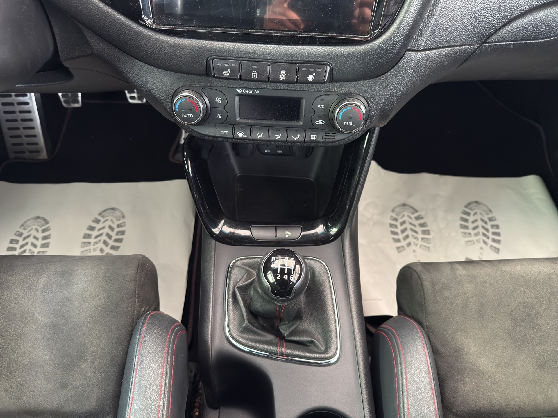 KIA Pro_Cee'd 1.6 GDi Turbo GT-image-10