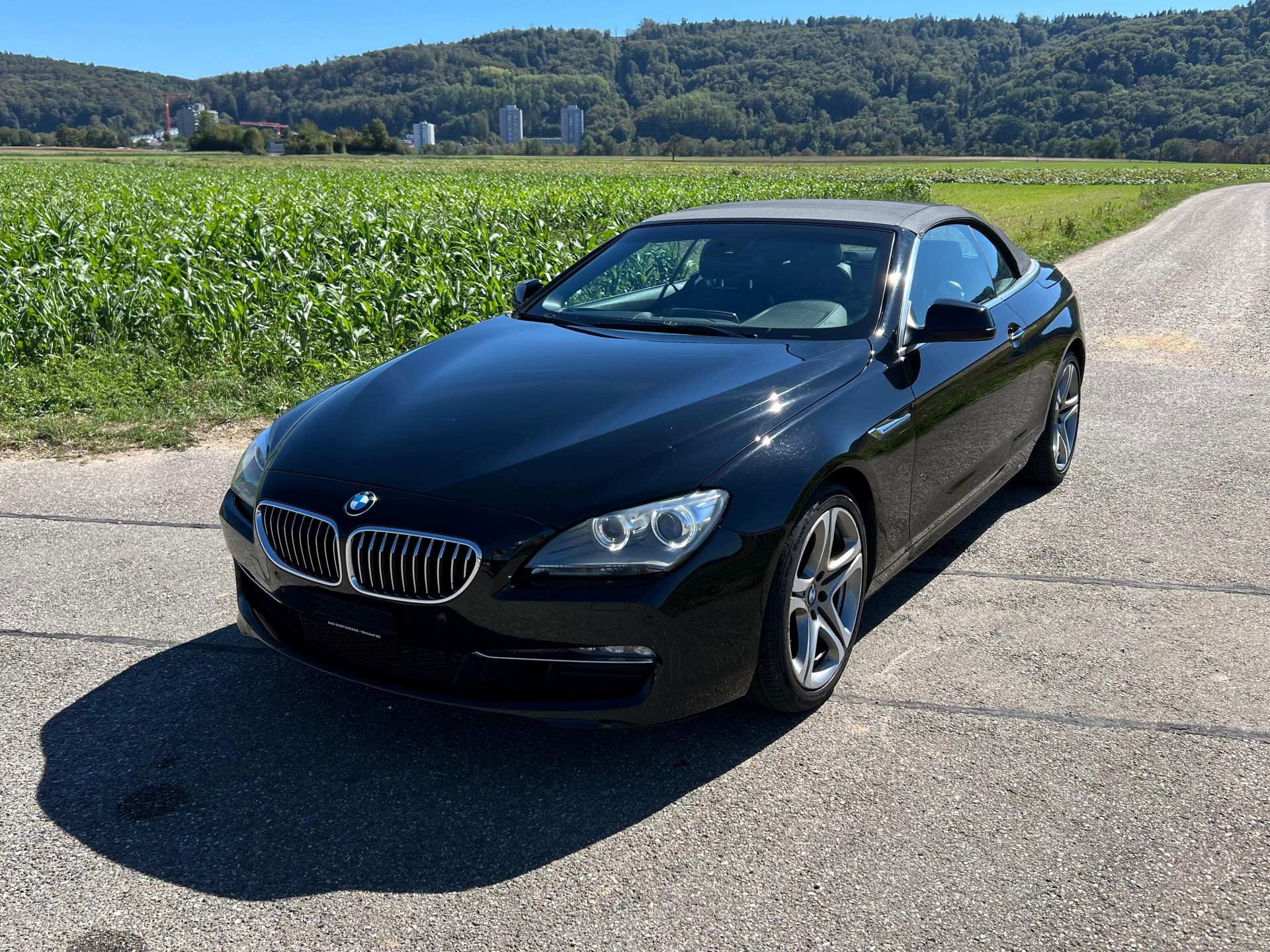 BMW 640i Cabrio-image-0