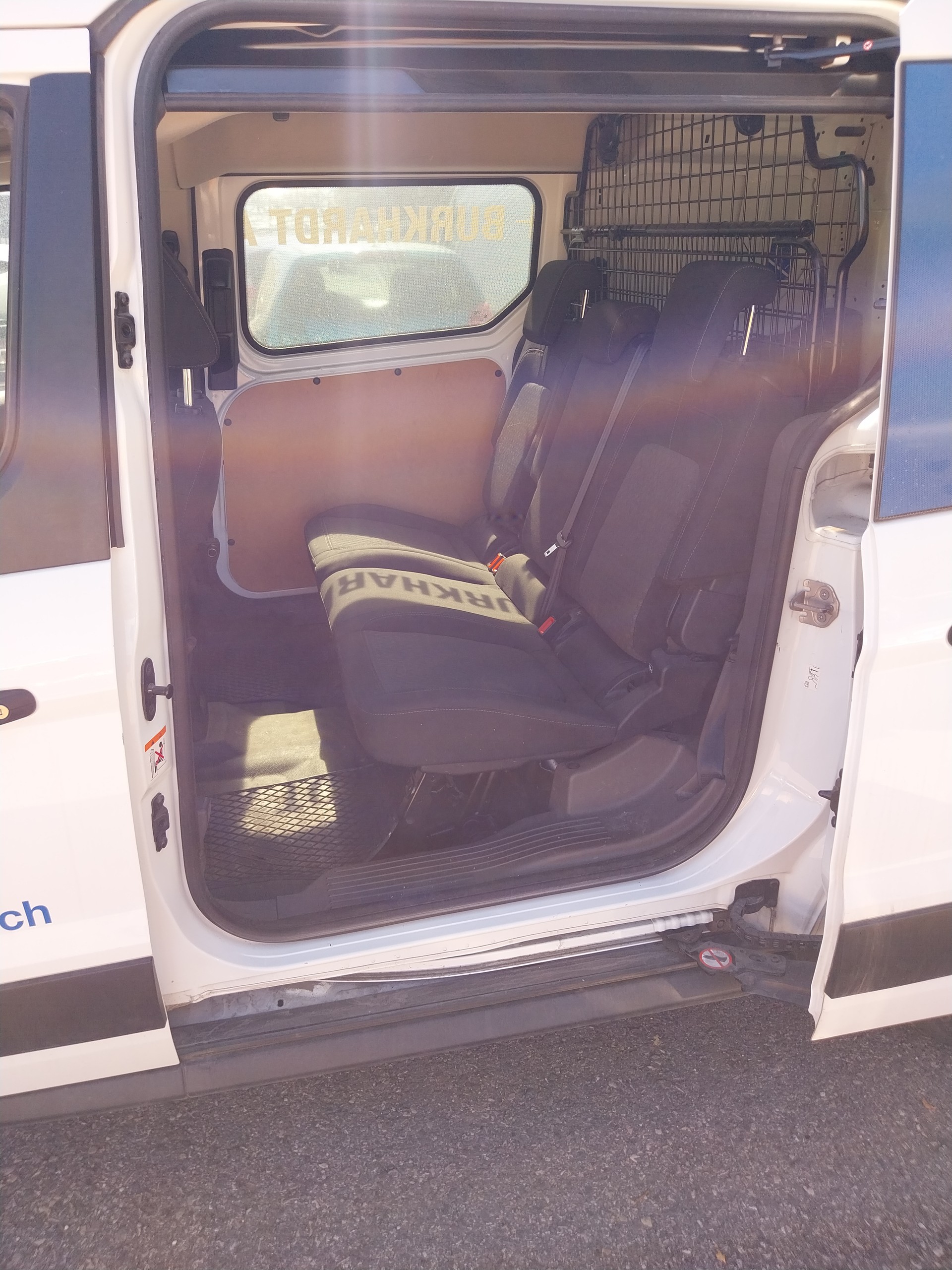 FORD Transit Connect DC T240 1.5 EcoBlue Trend Automat-image-9