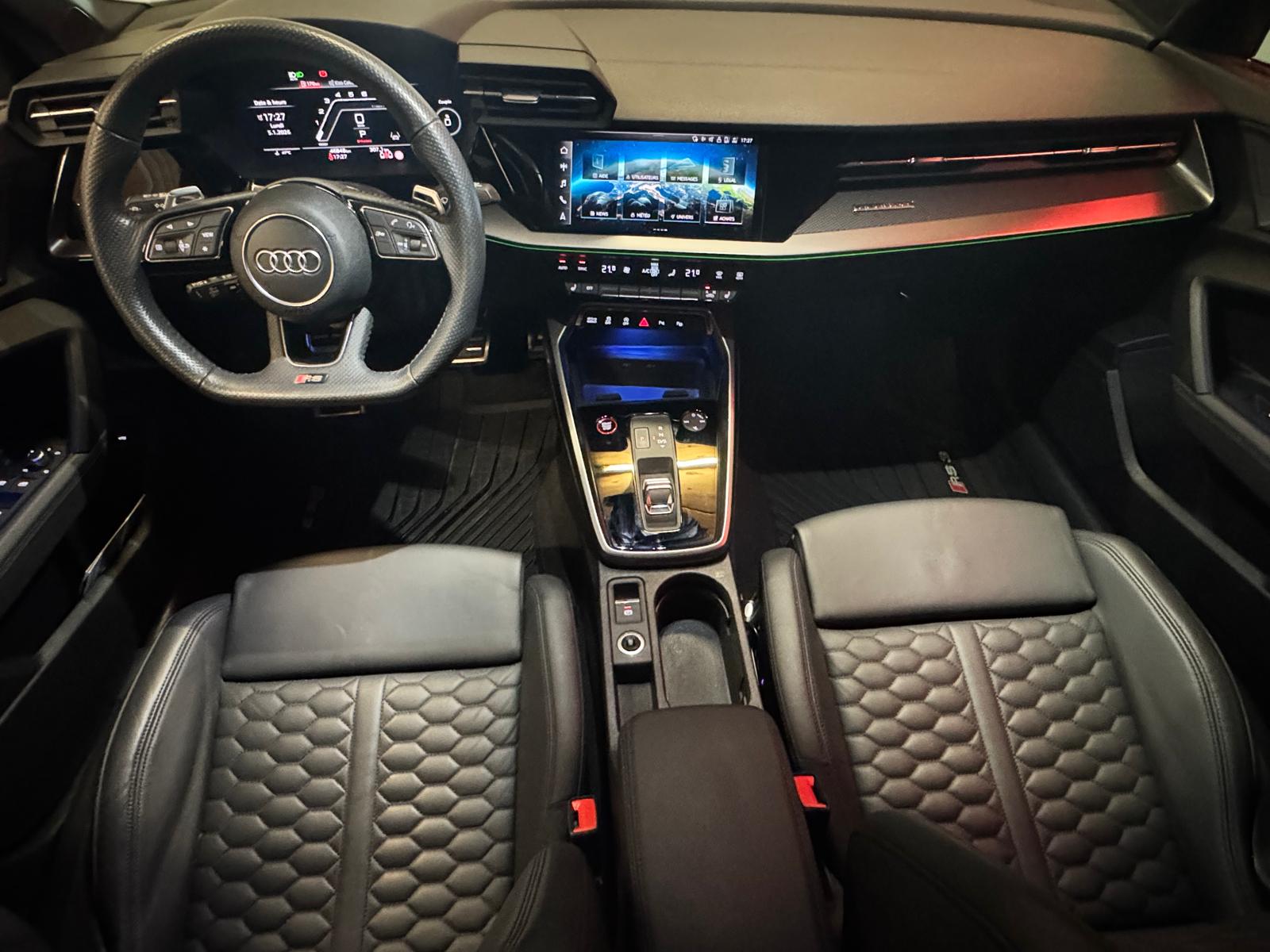 AUDI RS3 Sportback 2.5 TSI quattro S-tronic-image-16