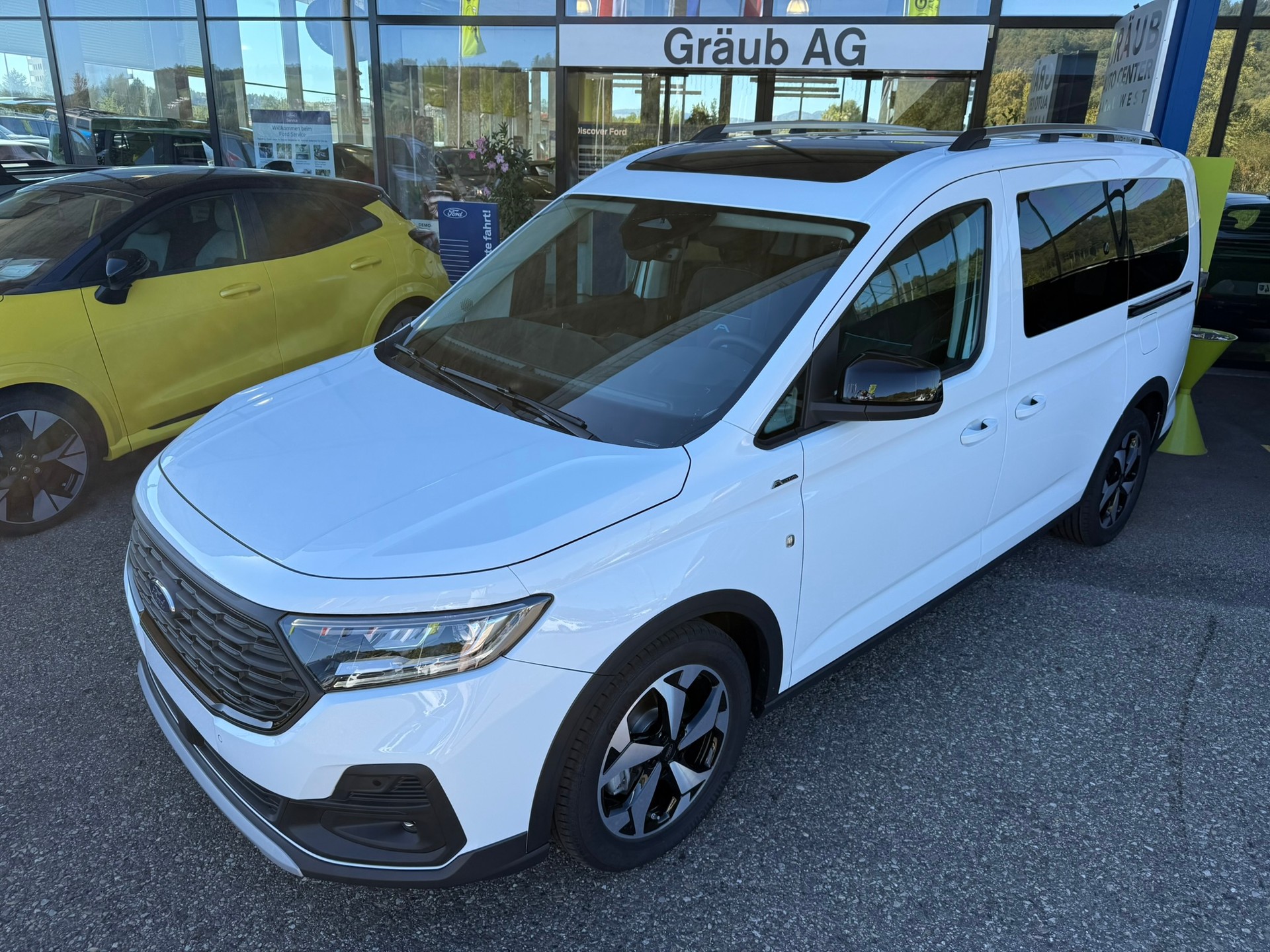 FORD Grand Tourneo Connect 2.0 EcoBlue AWD Active-image-2