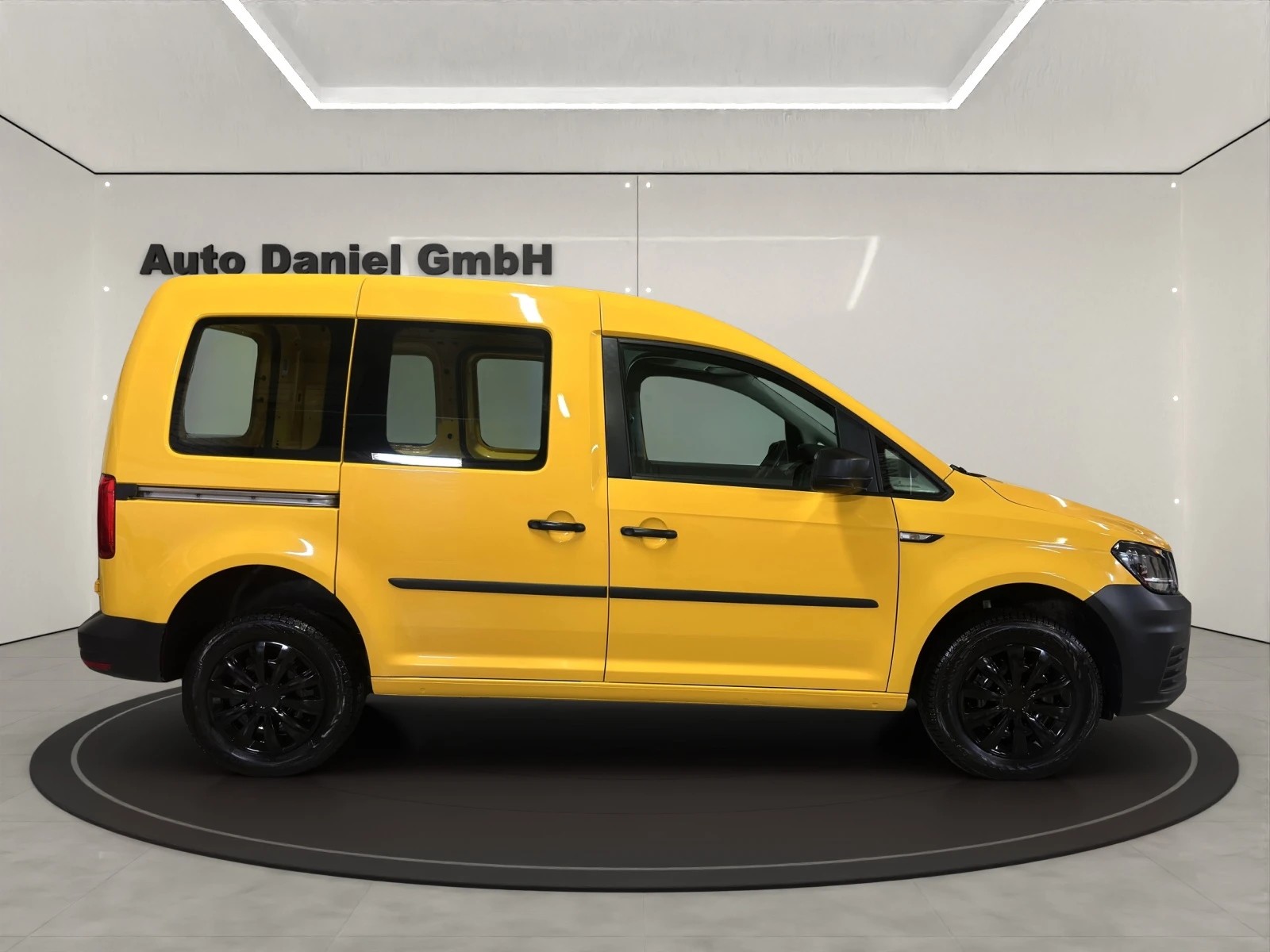 VW Caddy 2.0TDI 4Motion BMT ( 122PS )-image-3