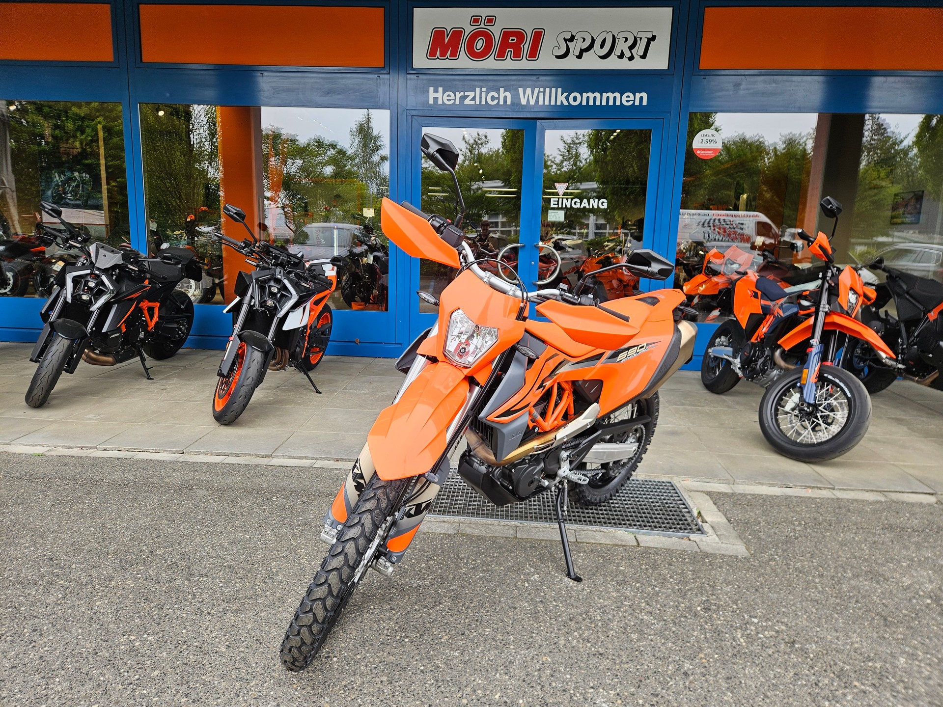 KTM 690 Enduro R-showroom-element-2