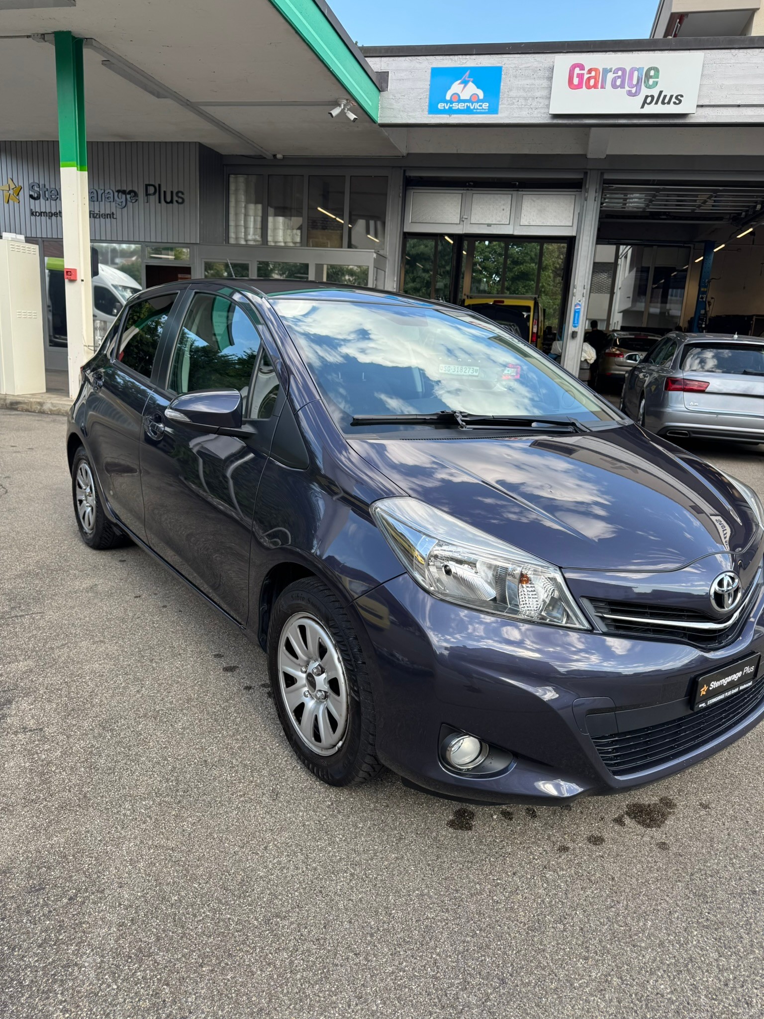 TOYOTA Yaris 1.33 Style-image-5