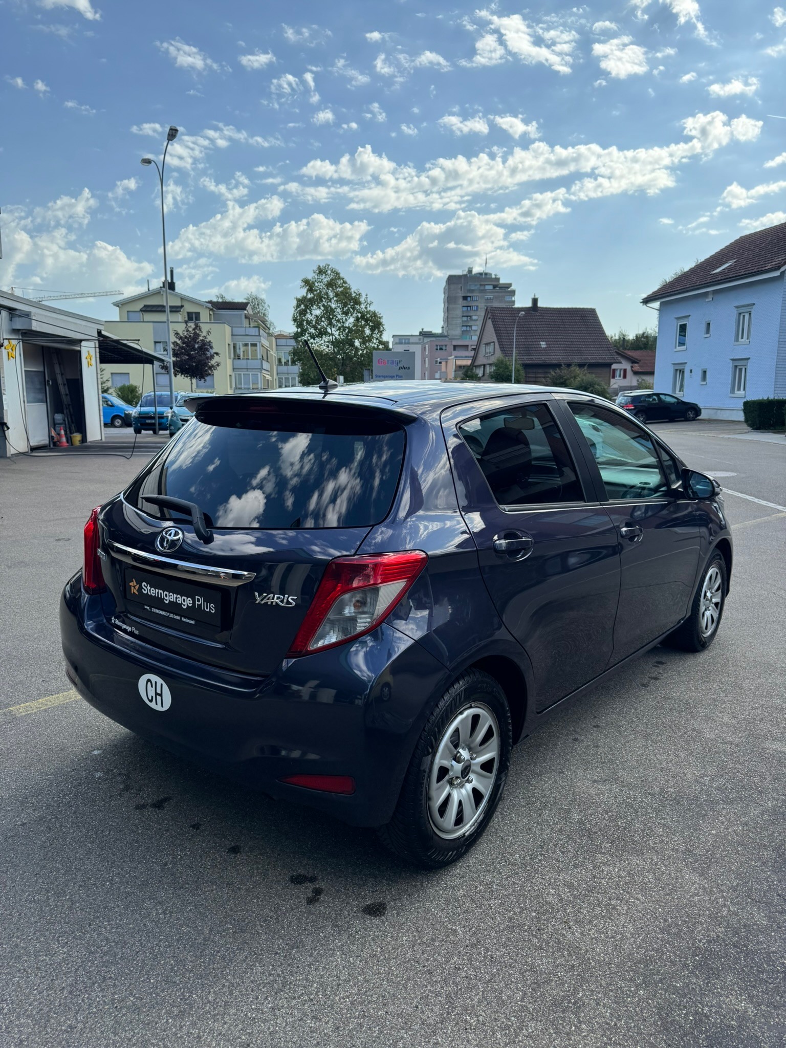 TOYOTA Yaris 1.33 Style-image-4