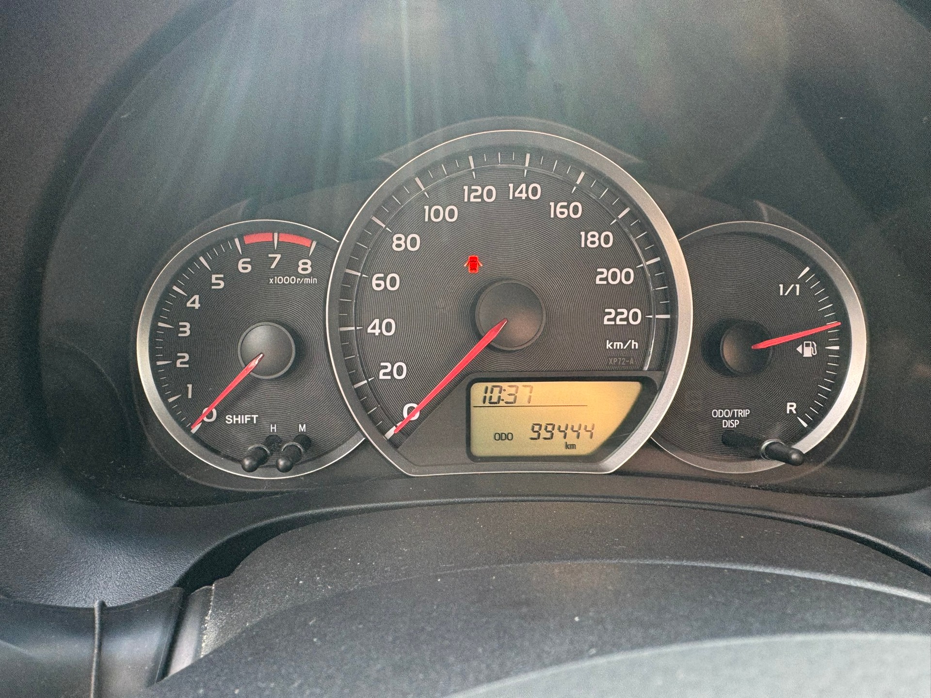 TOYOTA Yaris 1.33 Style-image-9