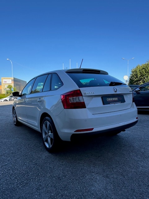 SKODA Rapid Spaceback 1.4 TSI Elegance DSG-image-2
