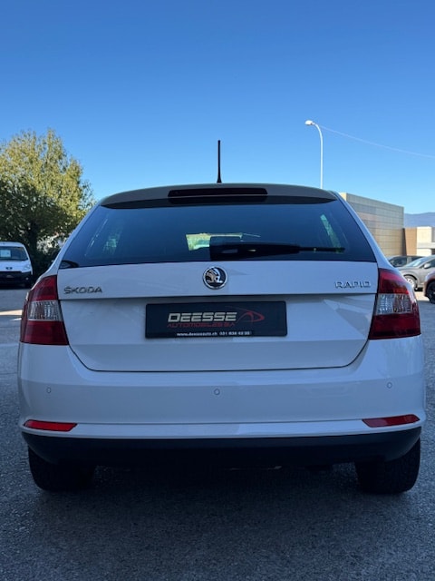 SKODA Rapid Spaceback 1.4 TSI Elegance DSG-image-4