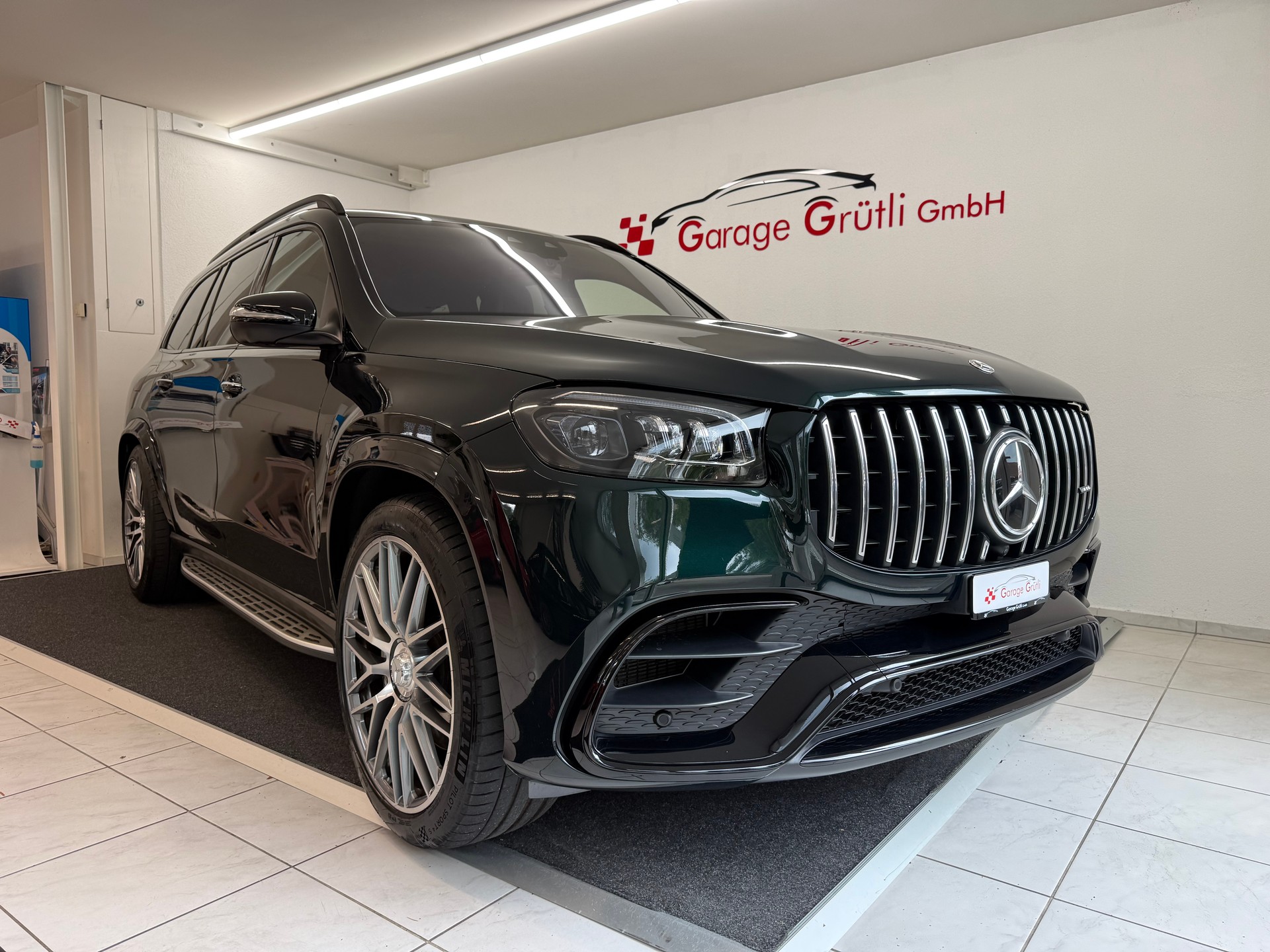 MERCEDES-BENZ GLS 63 AMG 4matic+-image-0