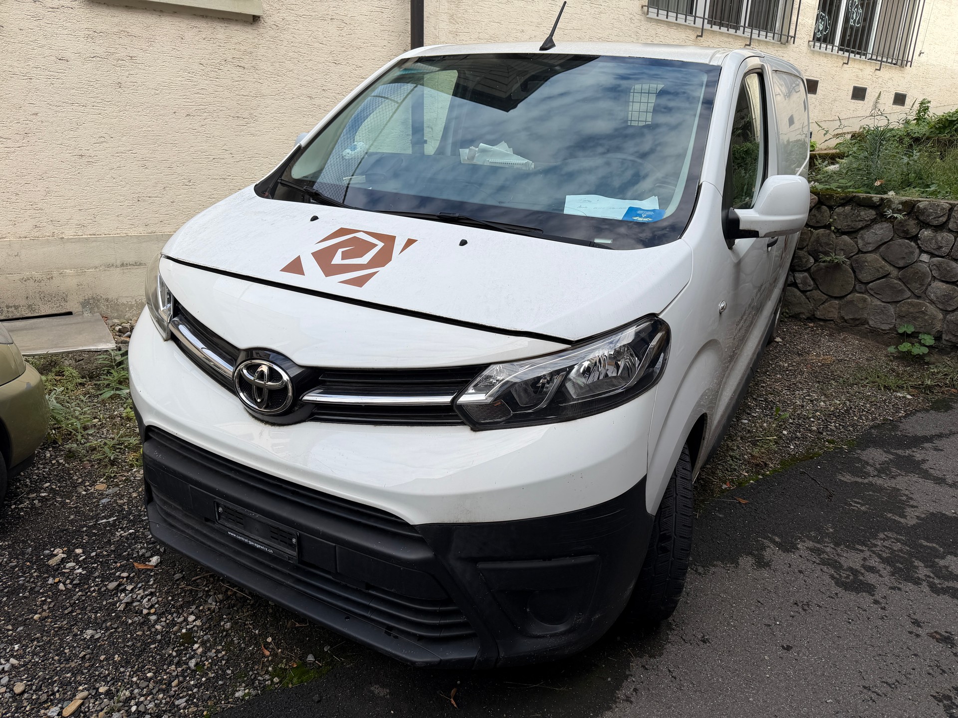 TOYOTA Proace 2.0D Glass Van L1 Luna-image-1