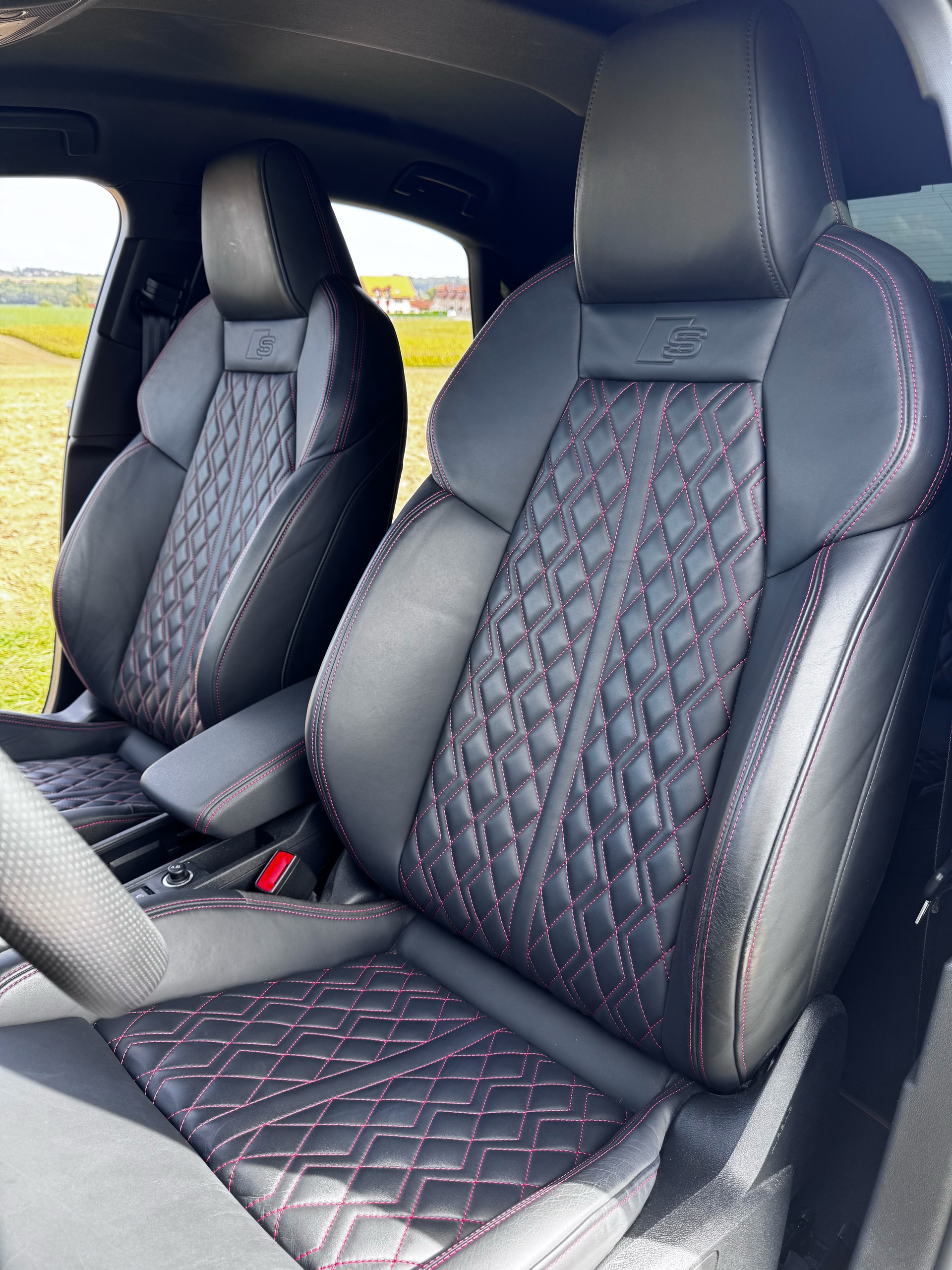 AUDI Limousine 2.0 TFSI quattro S-Tronic-image-4