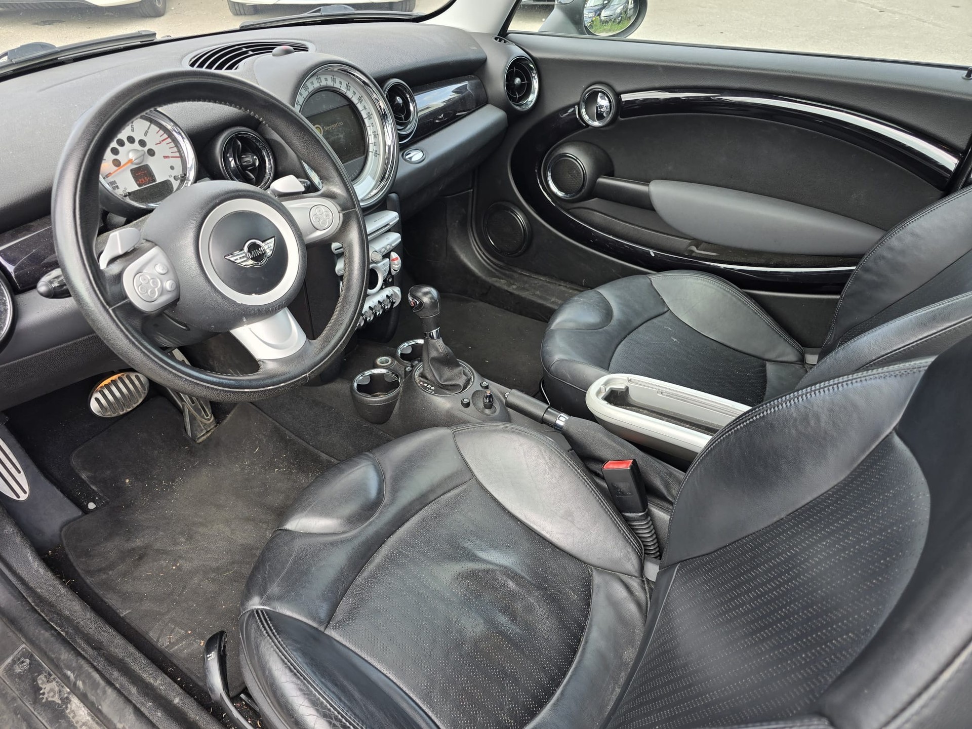 MINI Cooper S Steptronic-image-10