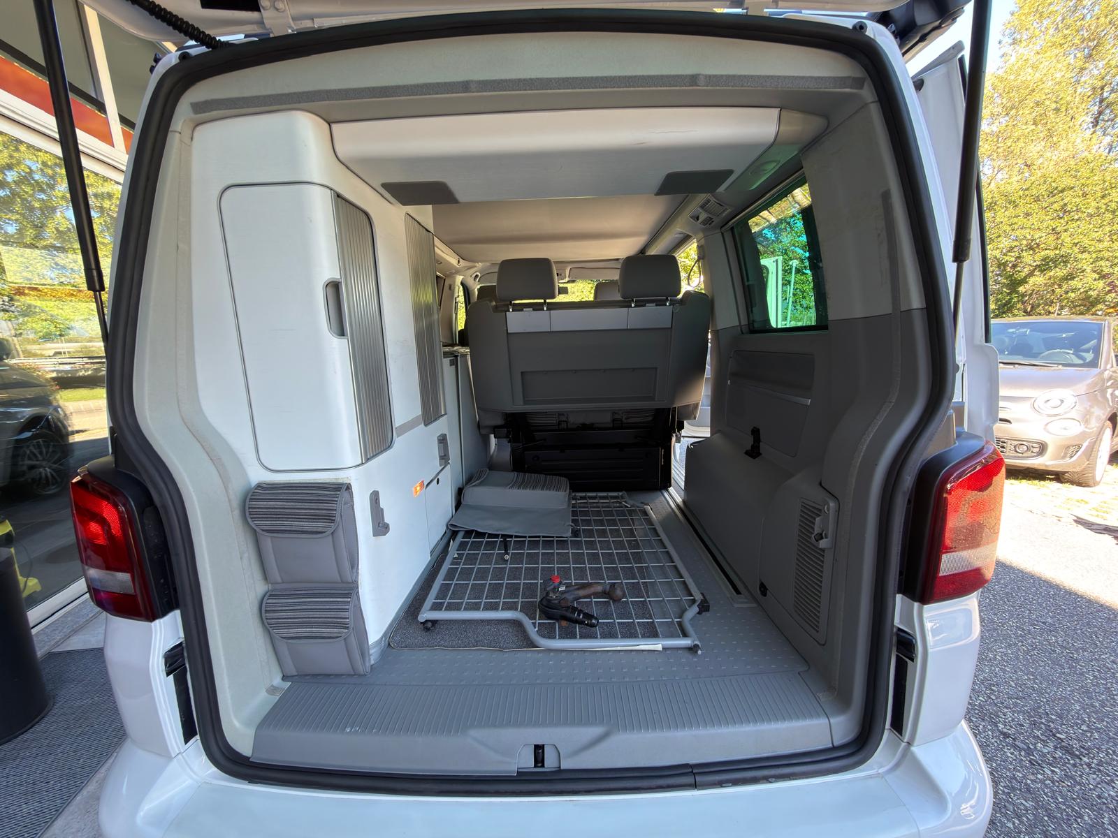 VW T5 California 2.0 TDI Comfortline DSG-image-19