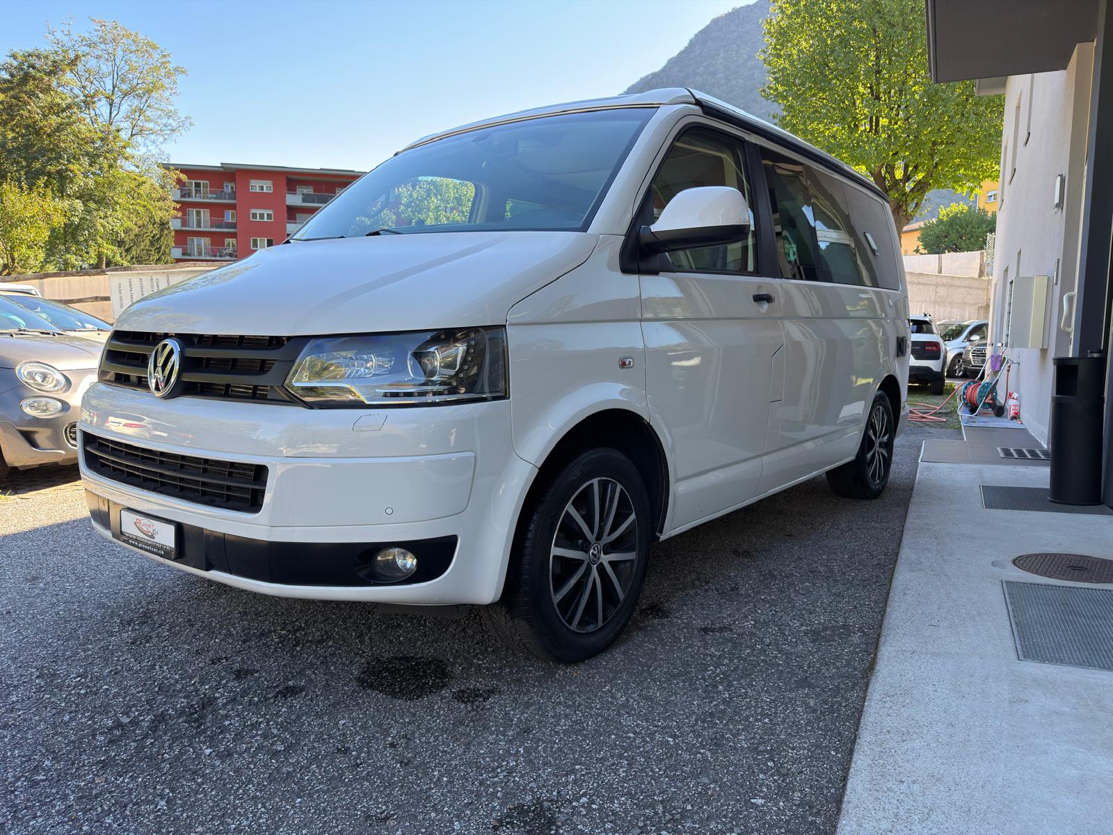 VW T5 California 2.0 TDI Comfortline DSG-image-1