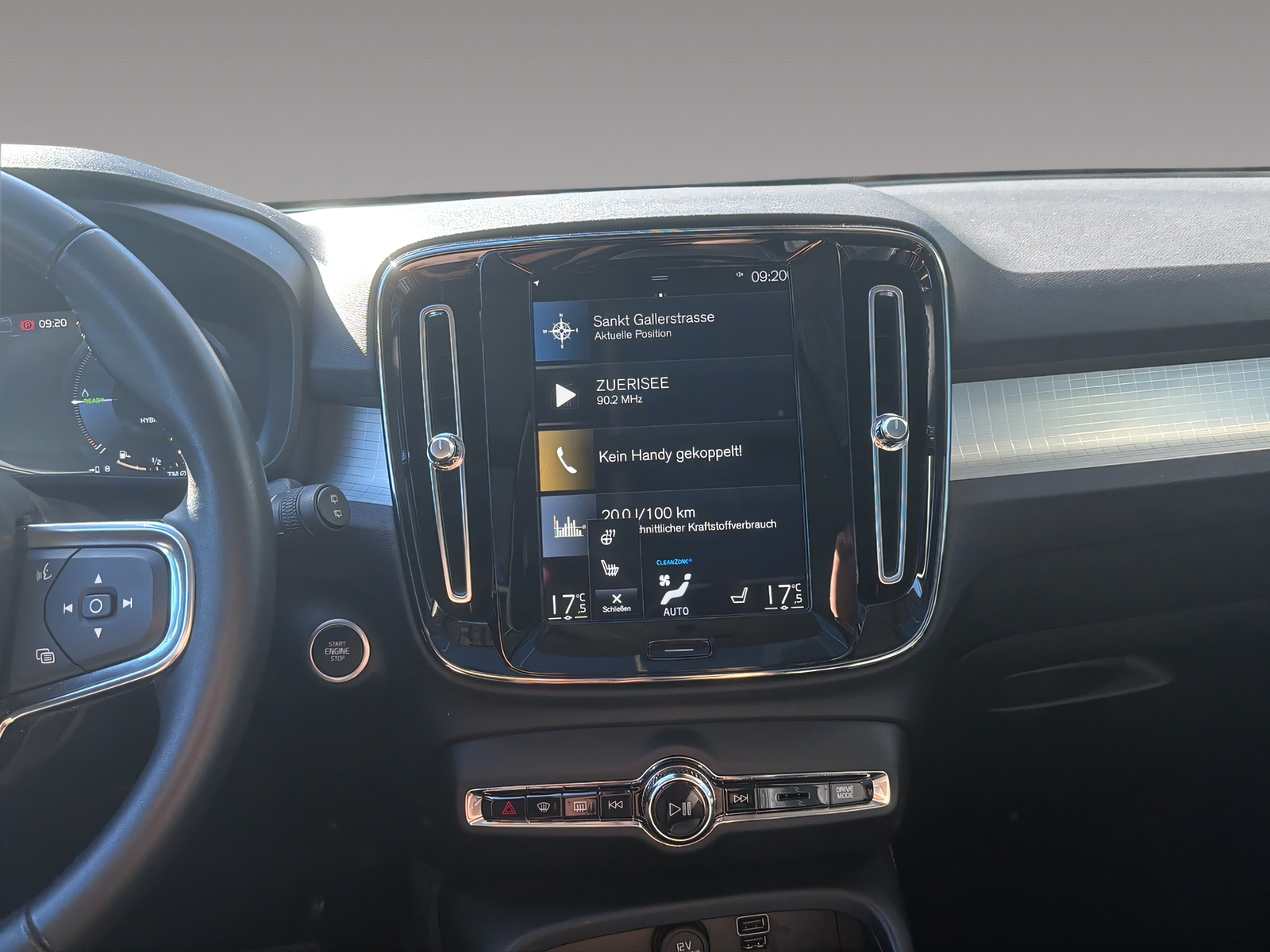 VOLVO XC40 1.5 T5 PiH R-Design Expression-image-11