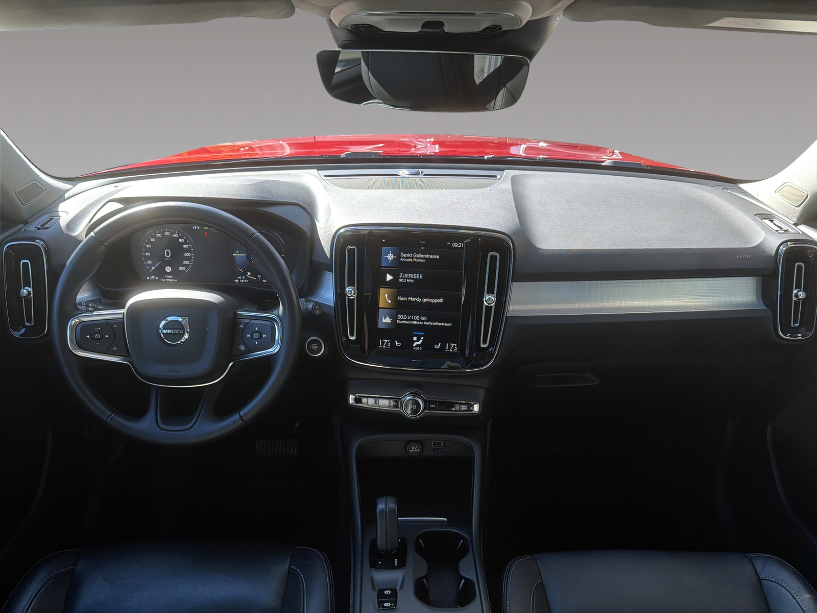 VOLVO XC40 1.5 T5 PiH R-Design Expression-image-8